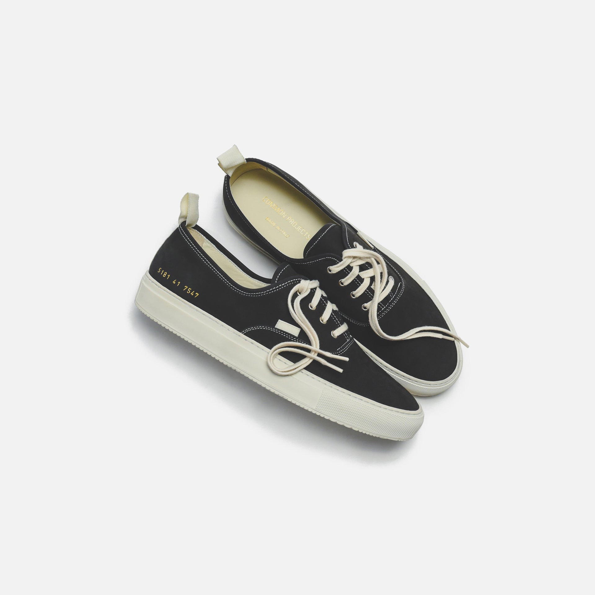Common Projects Four Hole - Black