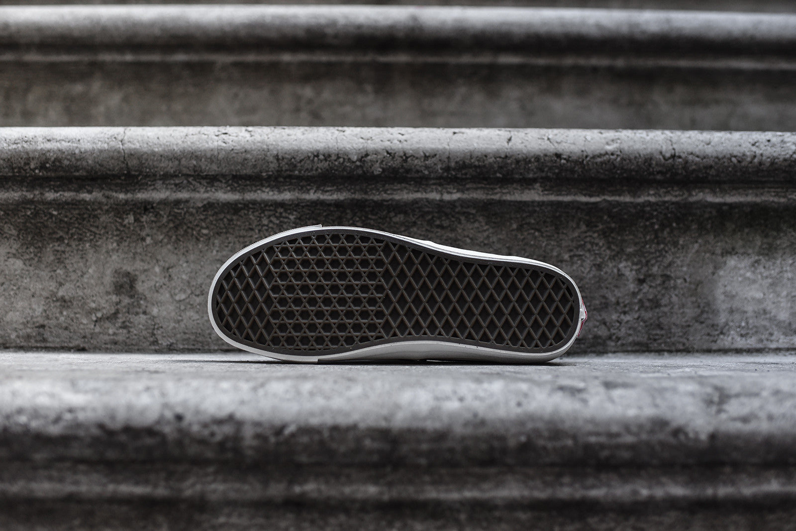 Vans Vault Authentic OG LX Sting Ray - Black