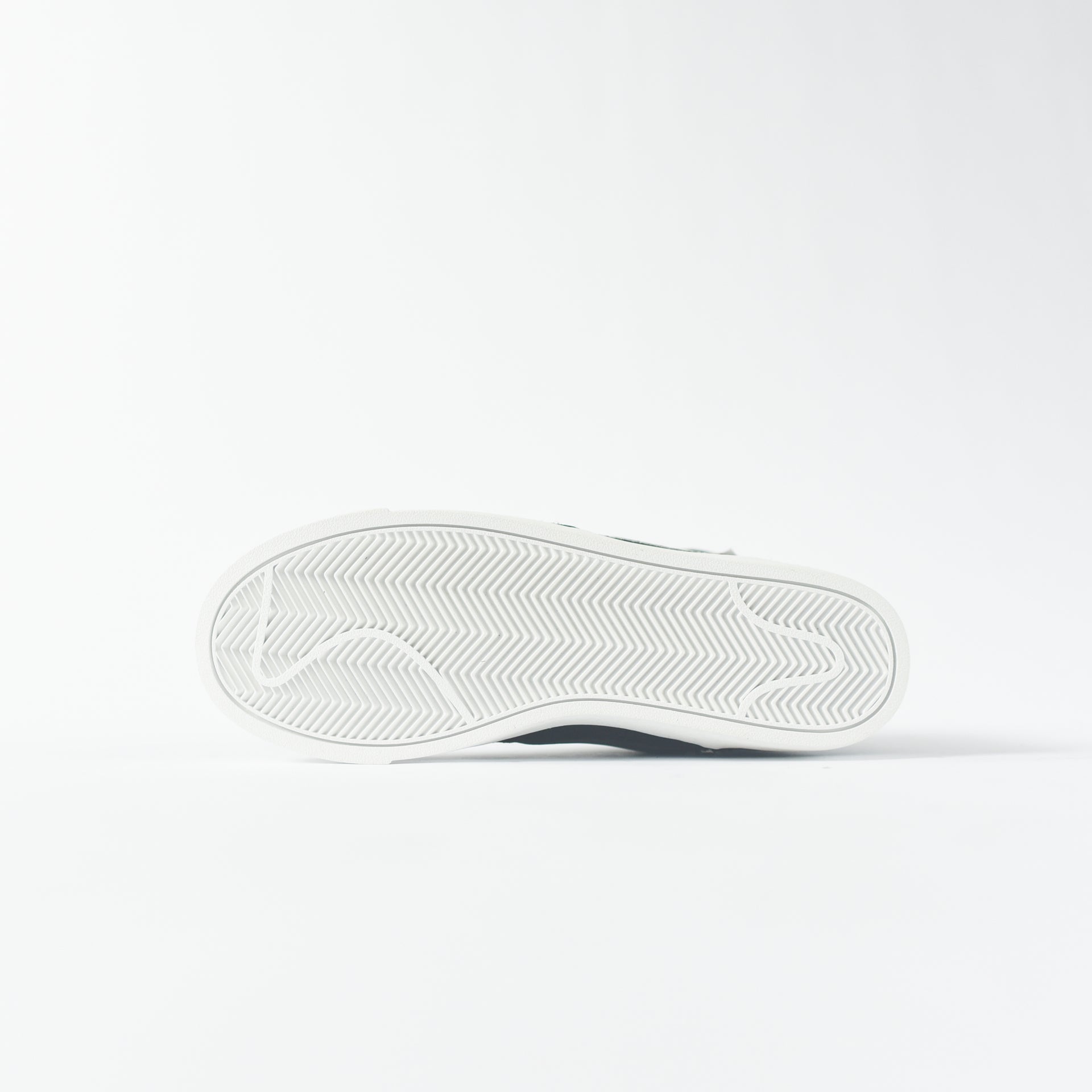 Nike WMNS Blazer Mid Rebel - Black / Summit White / Oil Grey