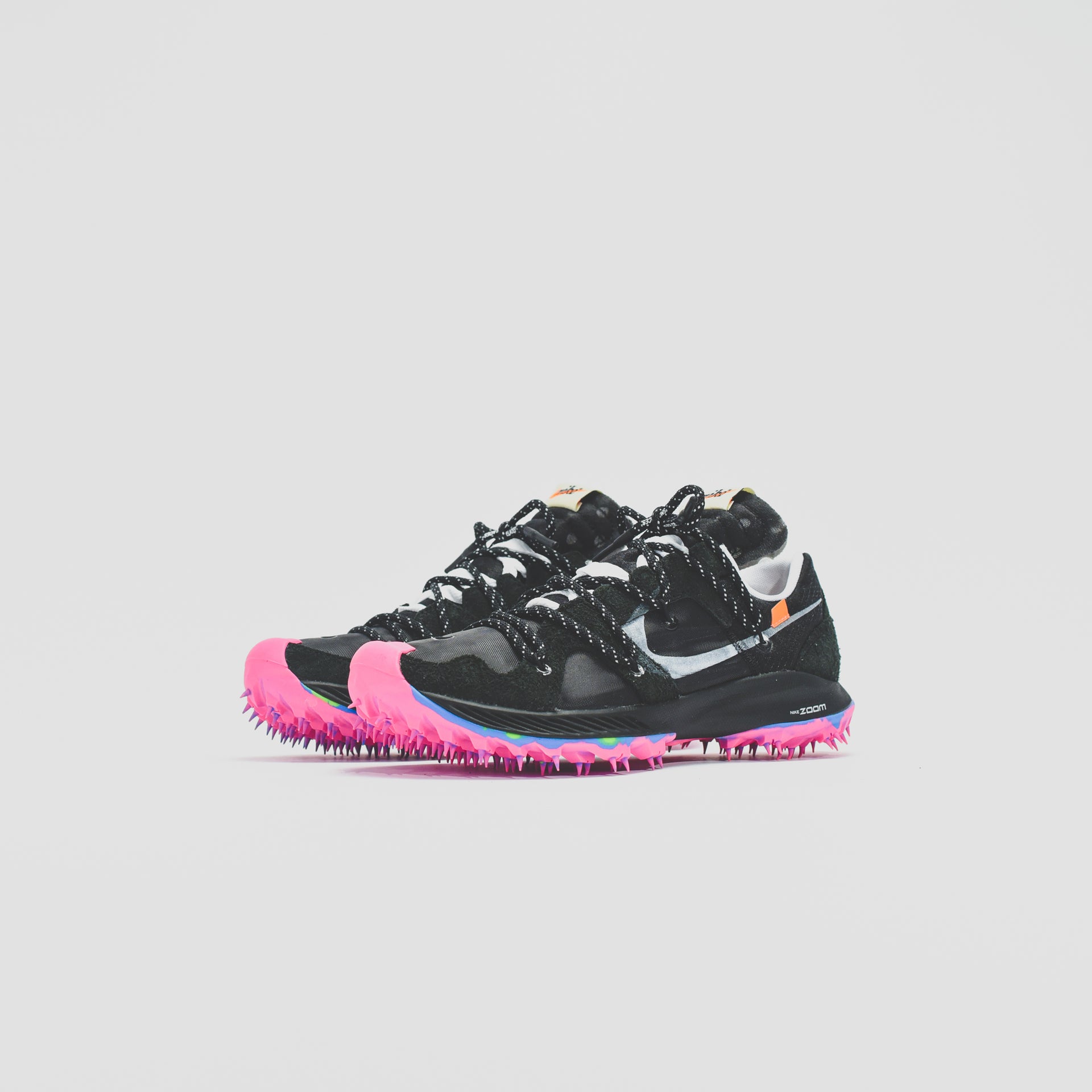 Nike x Off-White WMNS Zoom Terra Kiger 5 - Black / Metallic Silver / White
