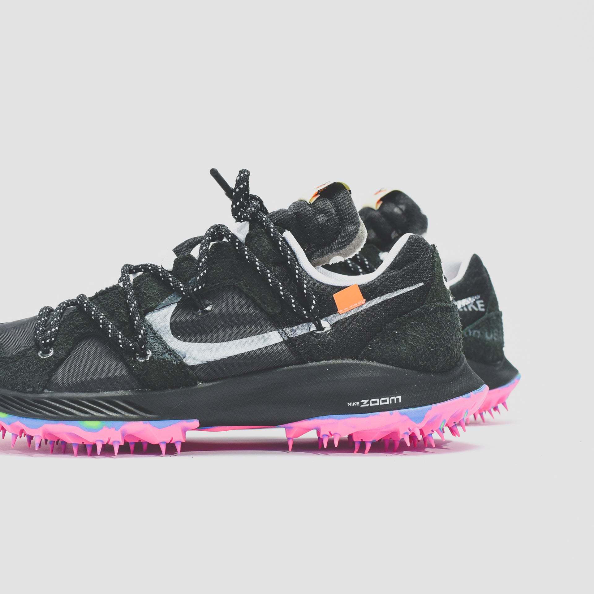 Nike x Off-White WMNS Zoom Terra Kiger 5 - Black / Metallic Silver / White