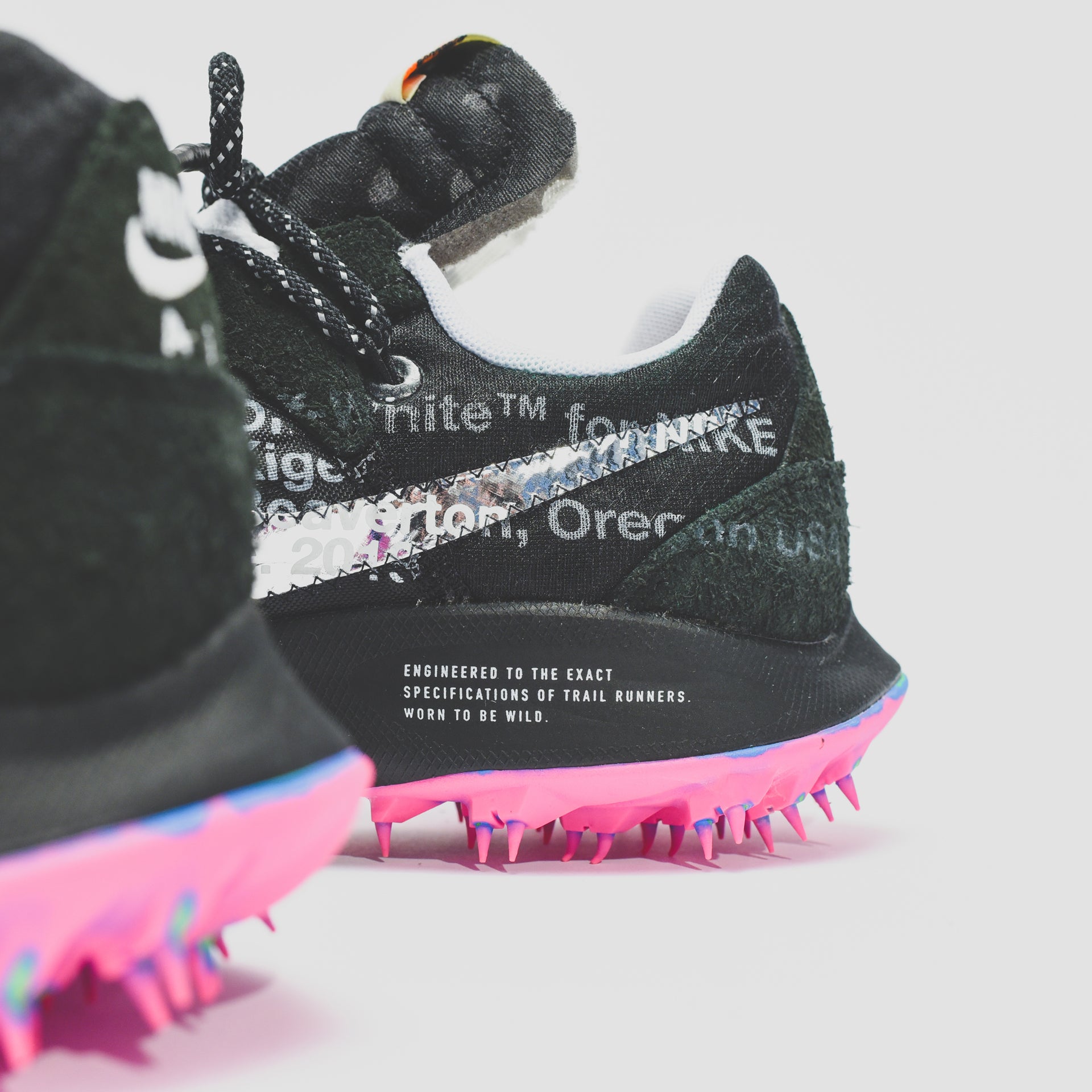 Nike x Off-White WMNS Zoom Terra Kiger 5 - Black / Metallic Silver / White