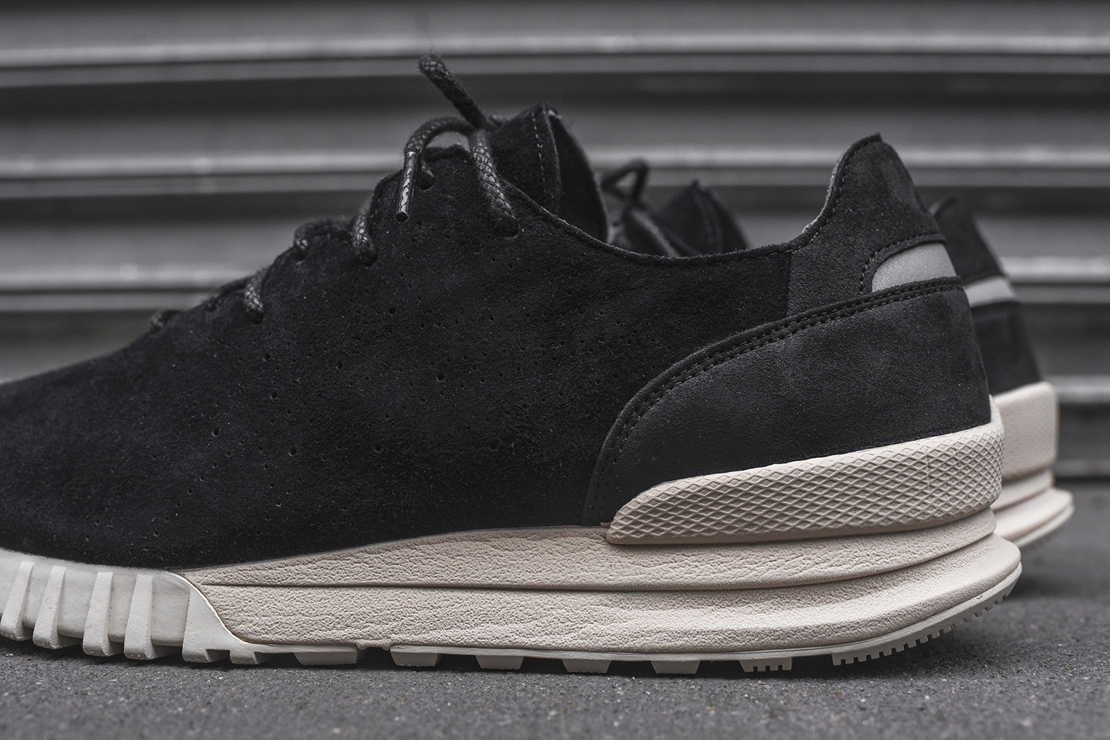 Onitsuka Tiger Samsara Low - Black