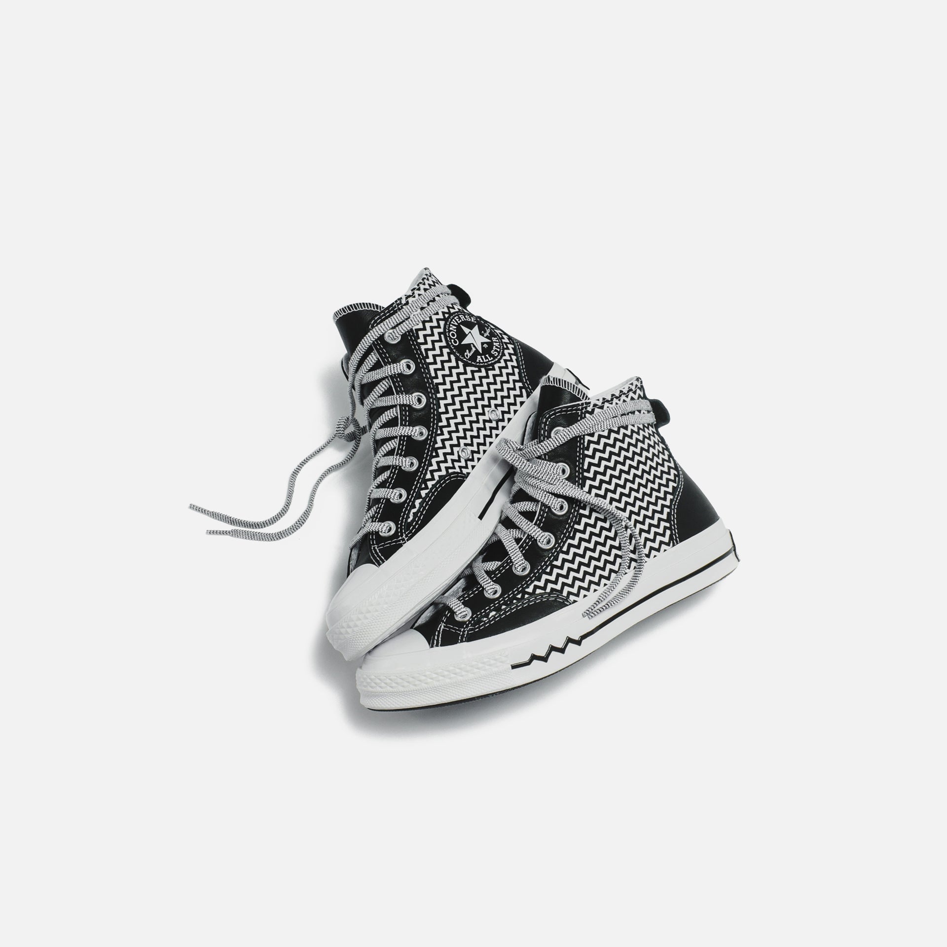 Converse Chuck 70 Mission-V-High - Black / White