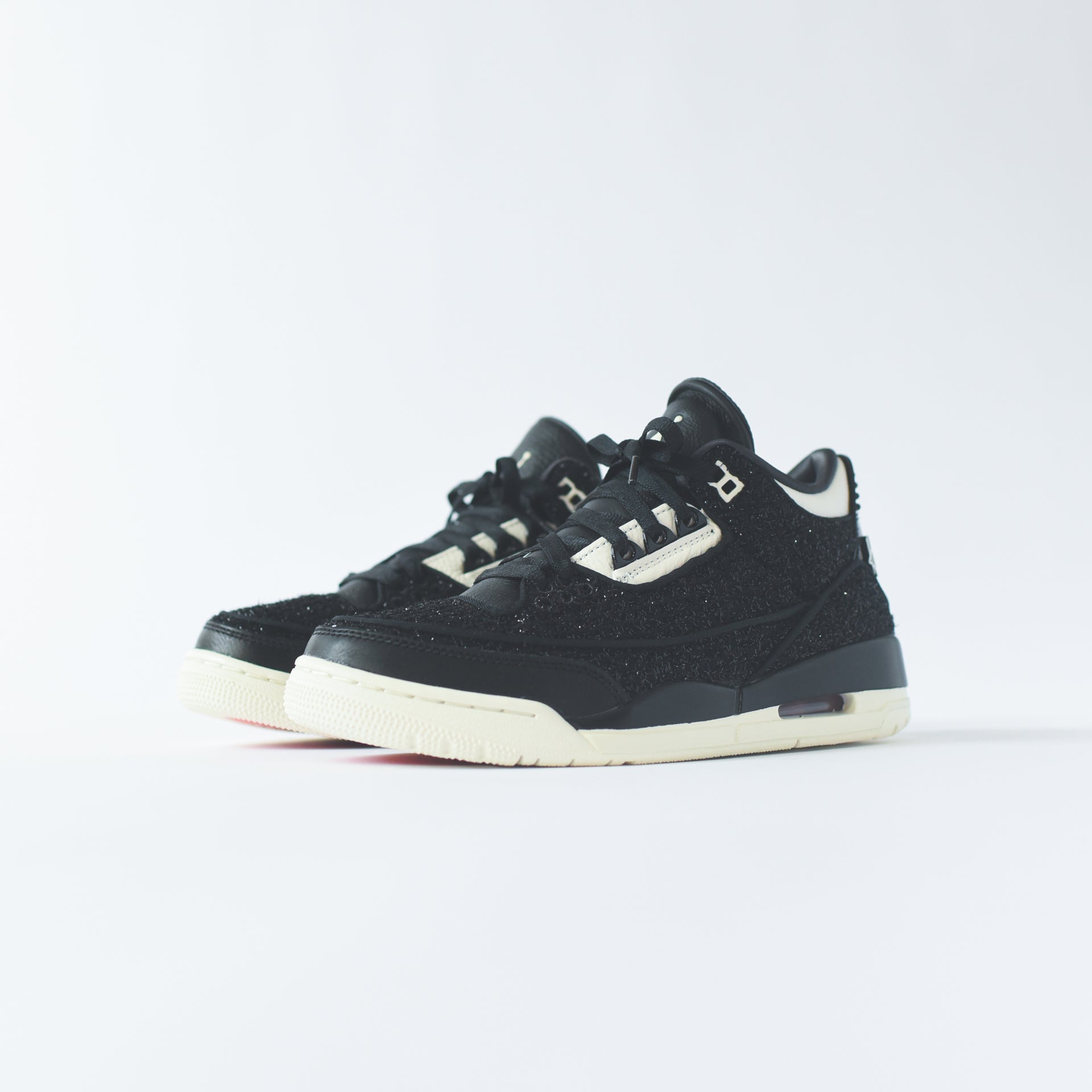 Nike WMNS Air Jordan 3 RTR SE AWOK NRG - Black / Sail