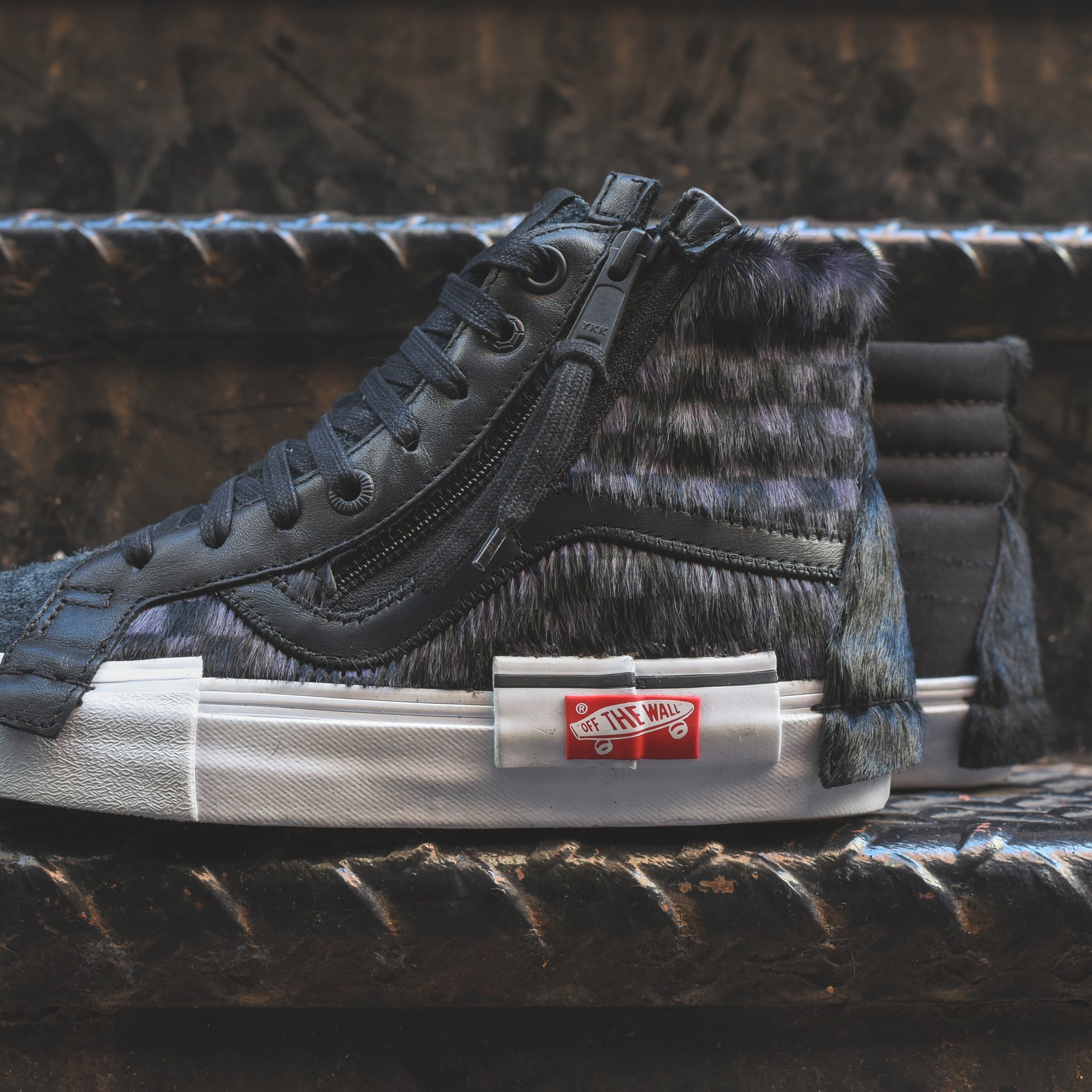 Vans Vault Sk8-Hi Cap LX - Black / True White