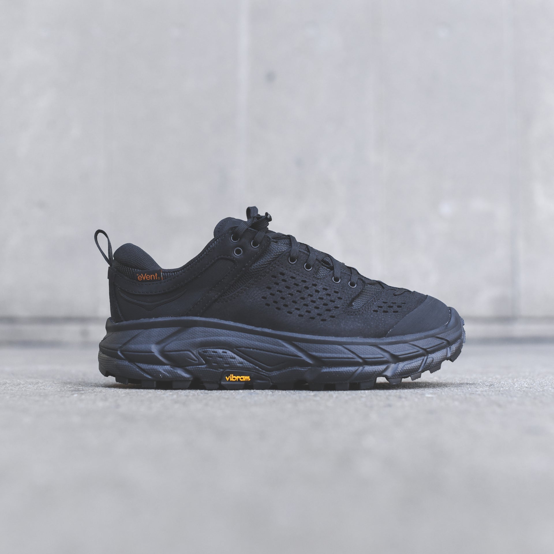 Hoka x EG Tor Ultra Low - Black