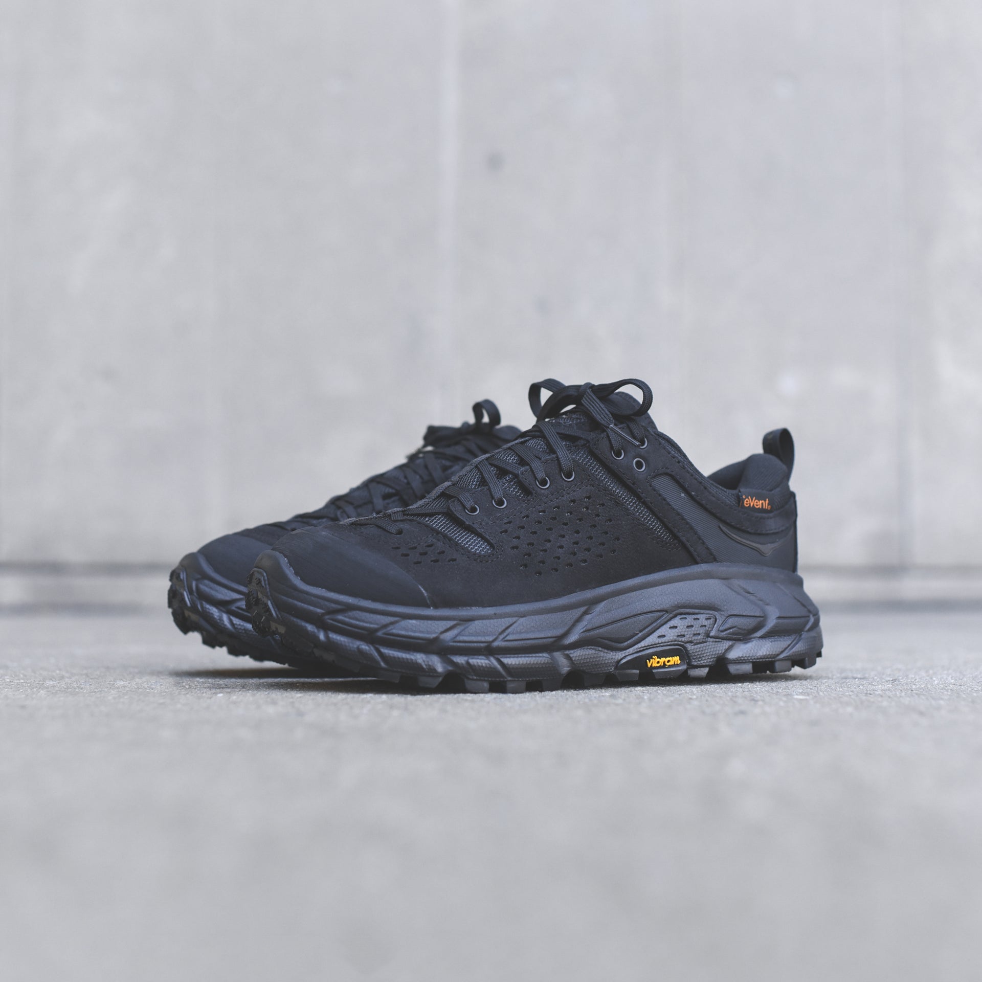Hoka x EG Tor Ultra Low - Black