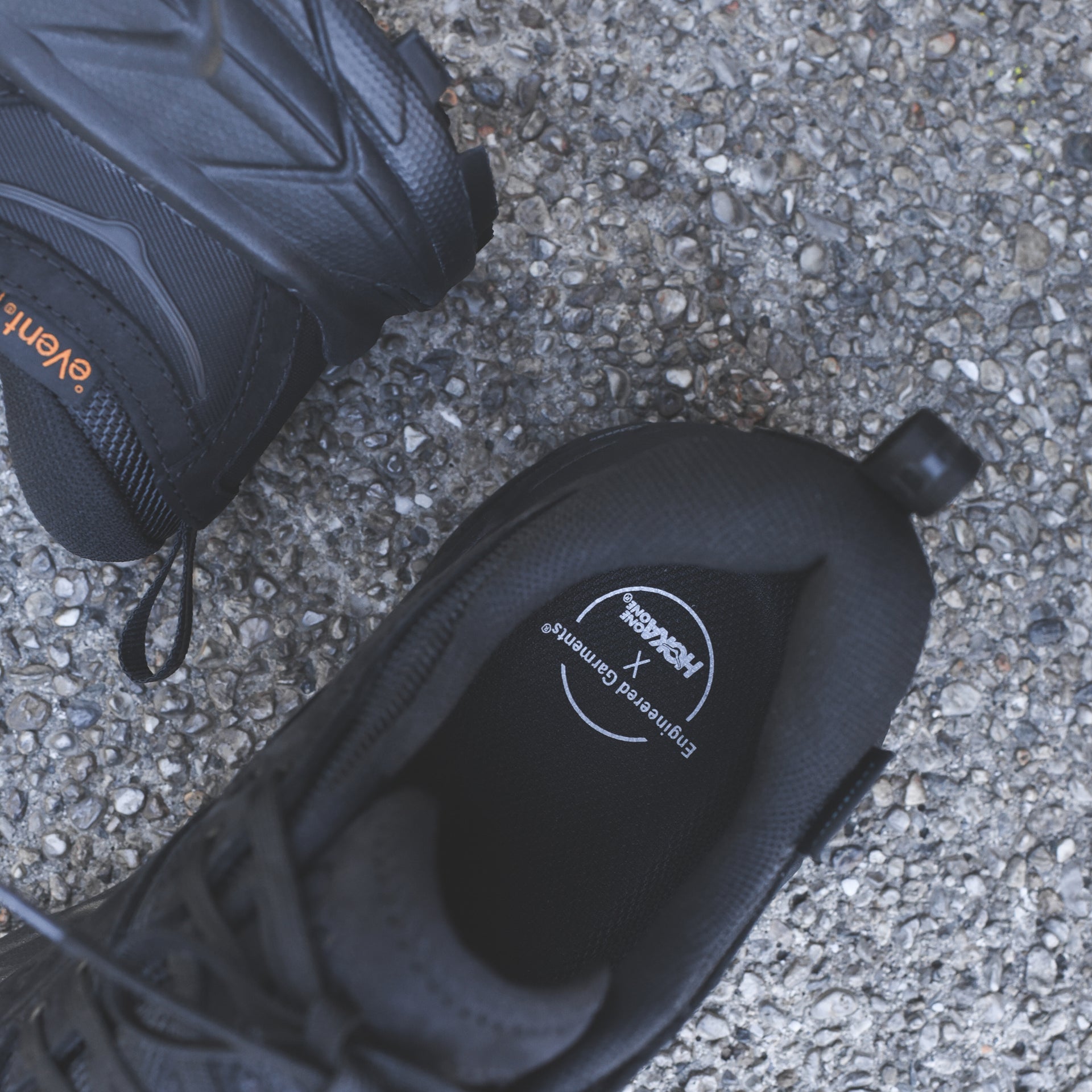 Hoka x EG Tor Ultra Low - Black