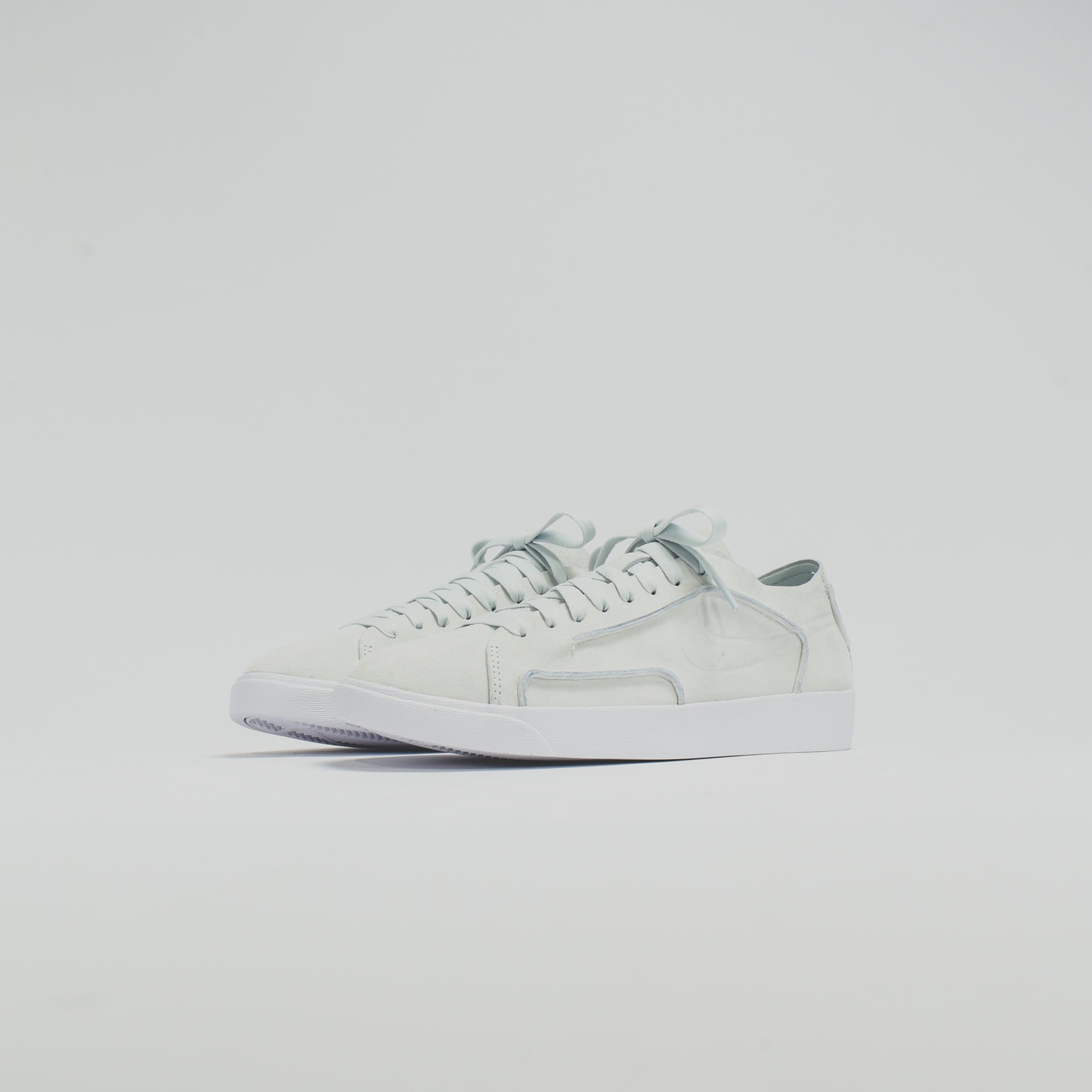 Nike WMNS Blazer Low Decon - Ghost Aqua / White