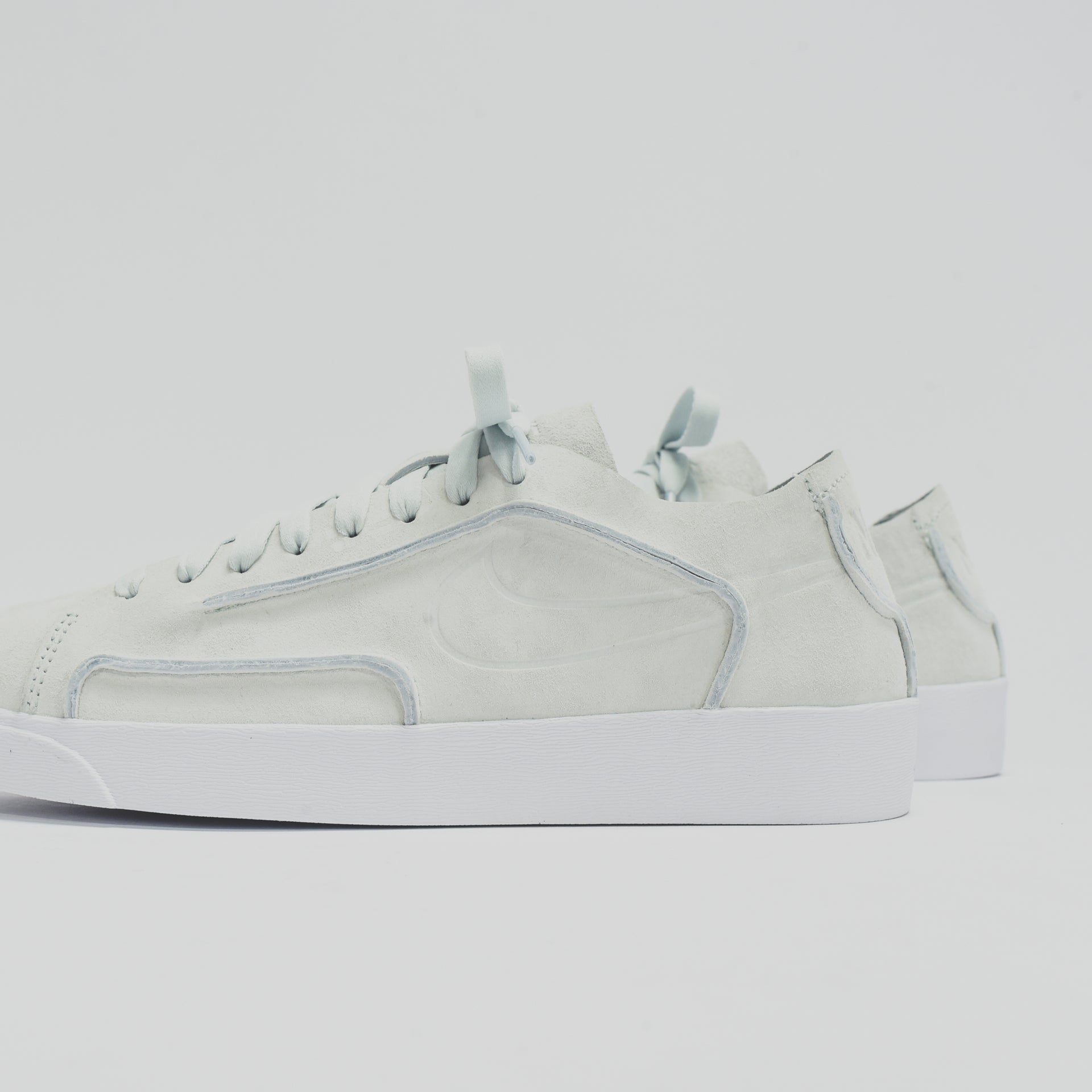 Nike WMNS Blazer Low Decon - Ghost Aqua / White