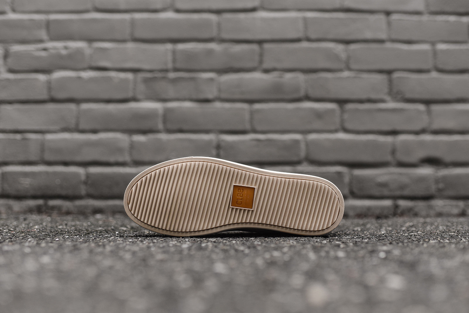 Clae Bradley Mid - Tan