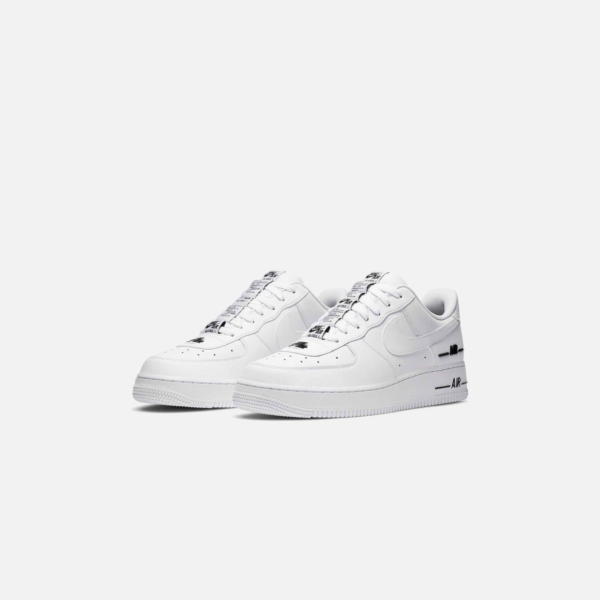 Nike Air Force 1 `07 LV8 - White / Black