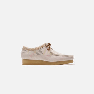 Clarks Wallabee - Off White Hairy