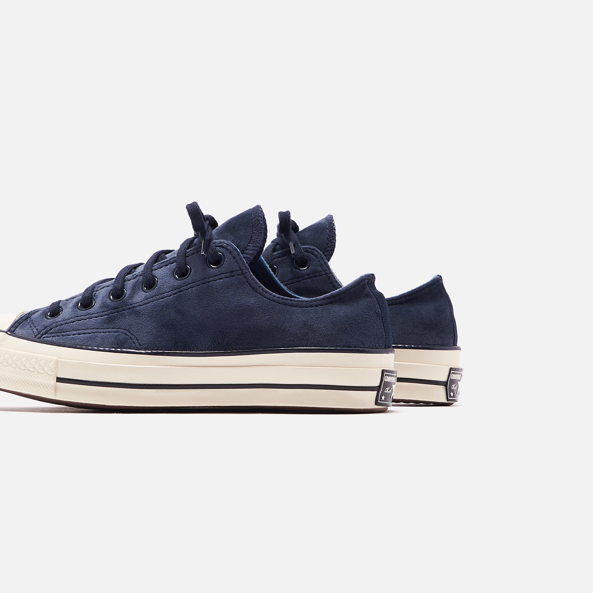 Converse Chuck 70 Velvet Ox - Dark Obsidian / Egret / Black