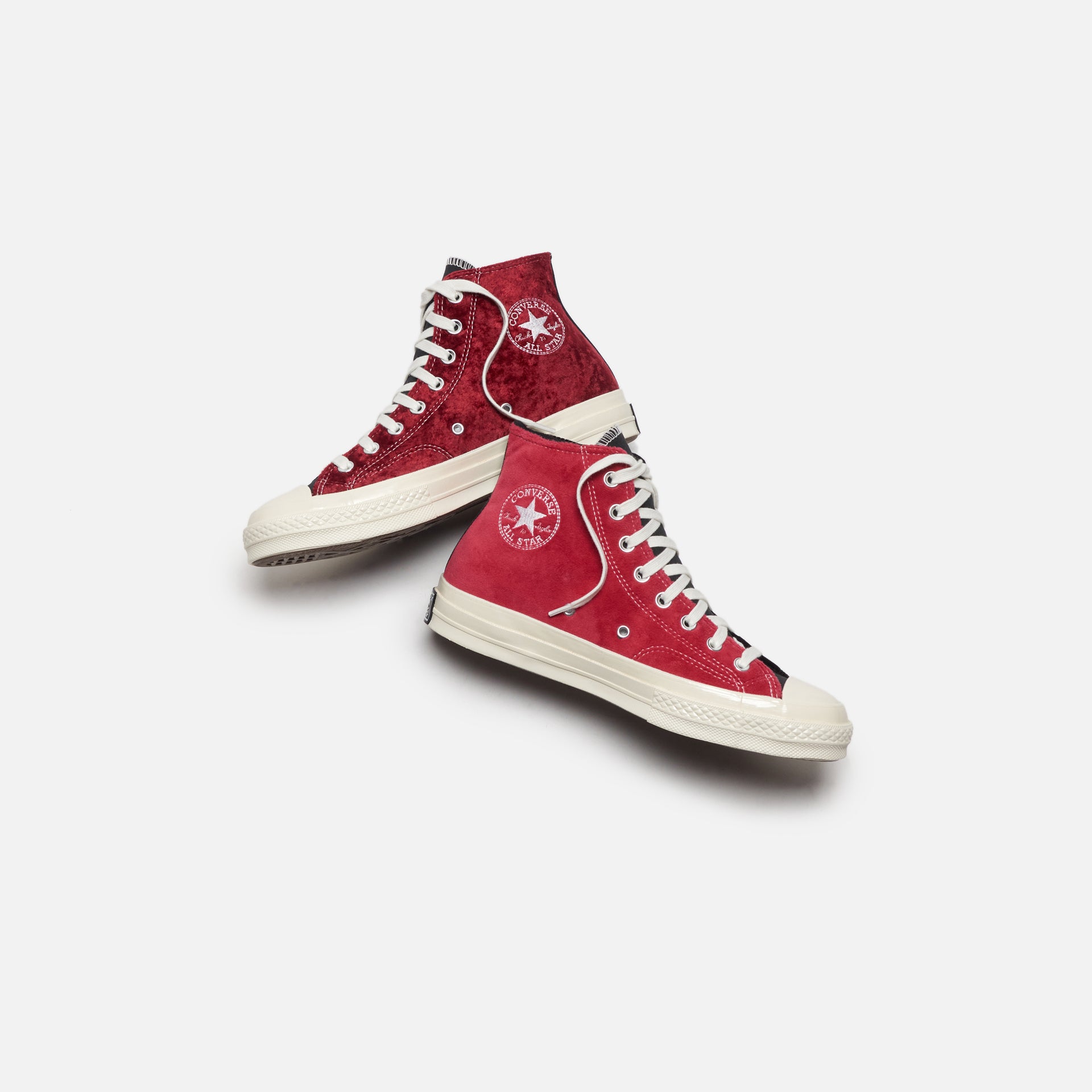 Converse Chuck 70 Beyond Retro Velvet - Black / Red / Egret