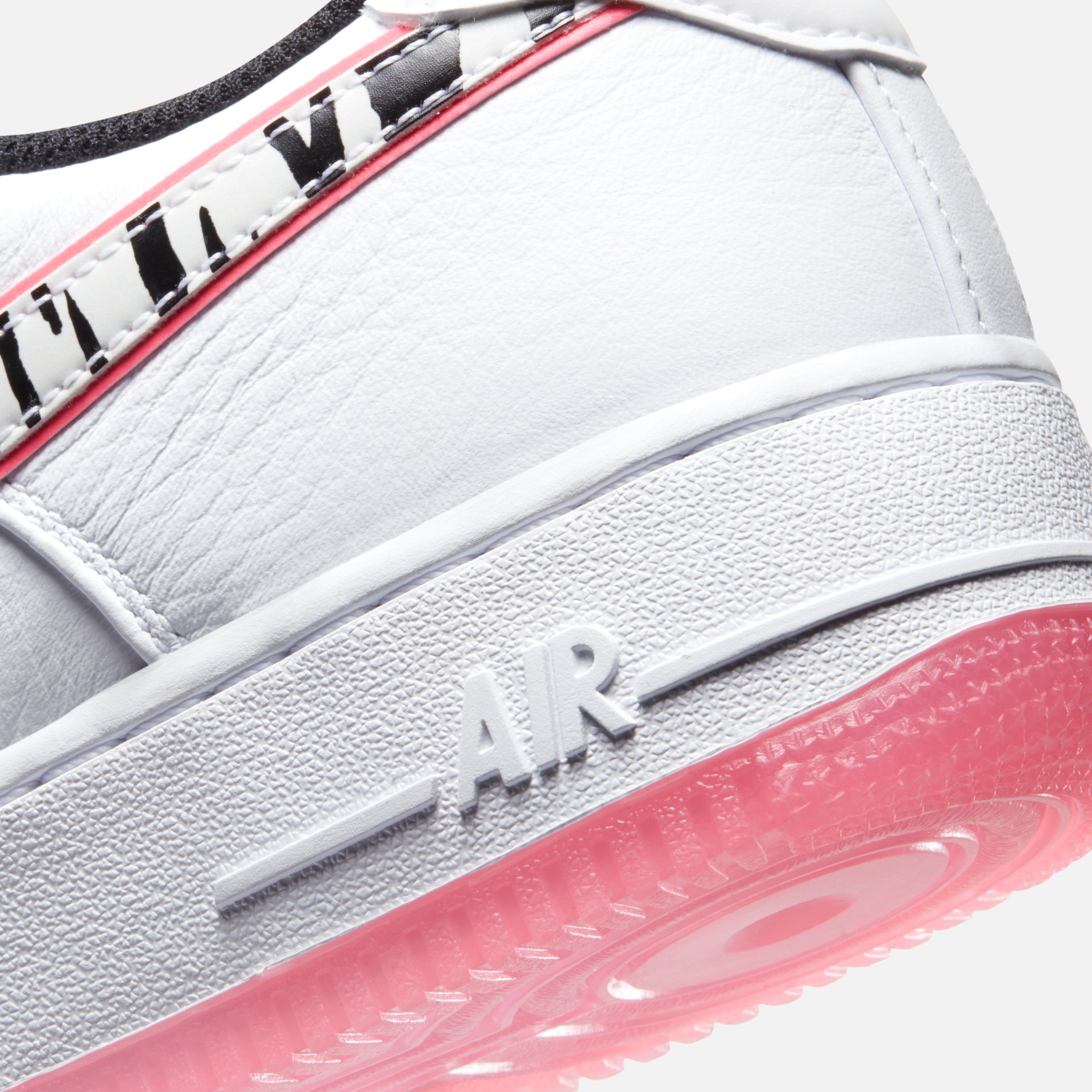 Nike Air Force 1 '07 - White / Black / Multi