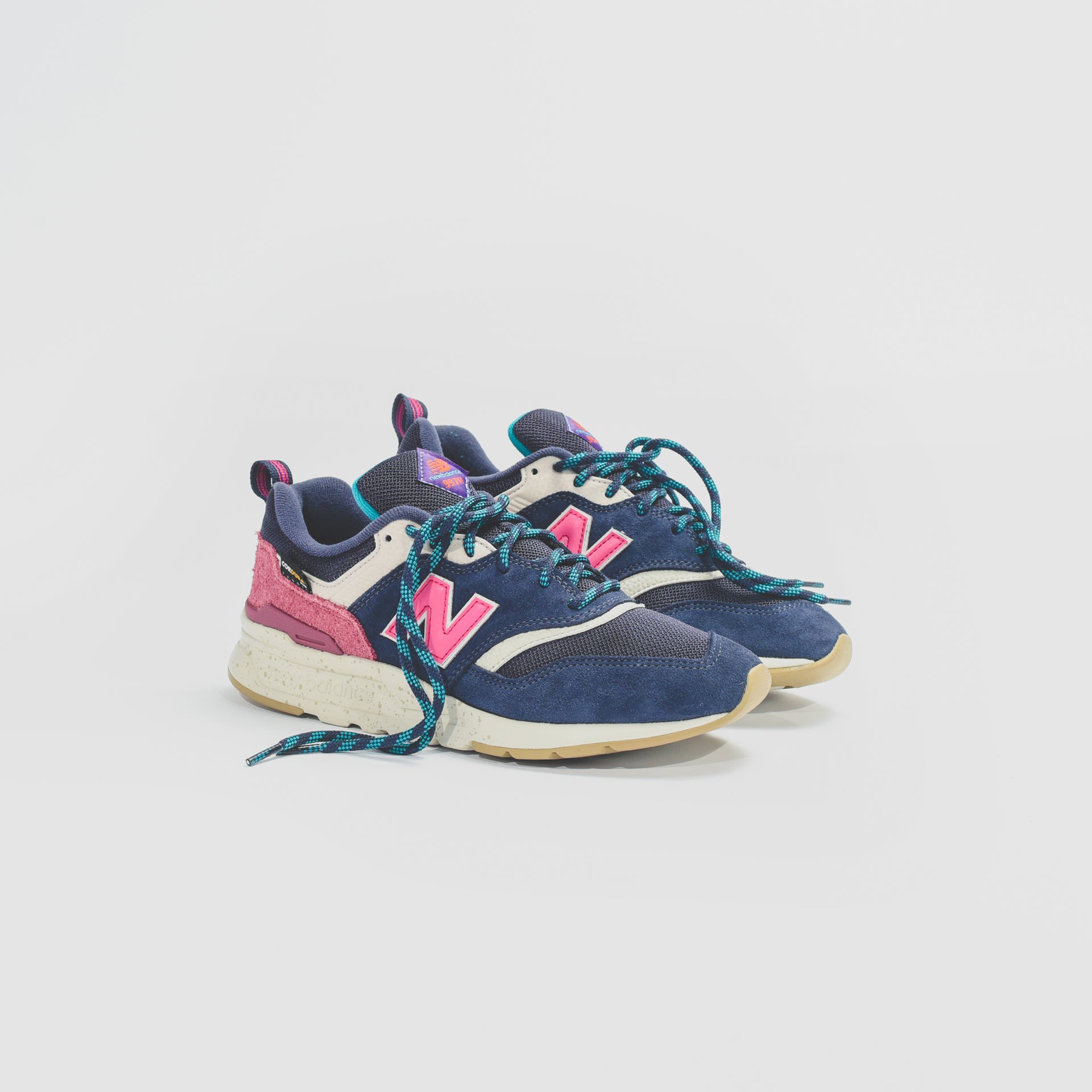 New Balance WMNS 997 - Navy / Carnival