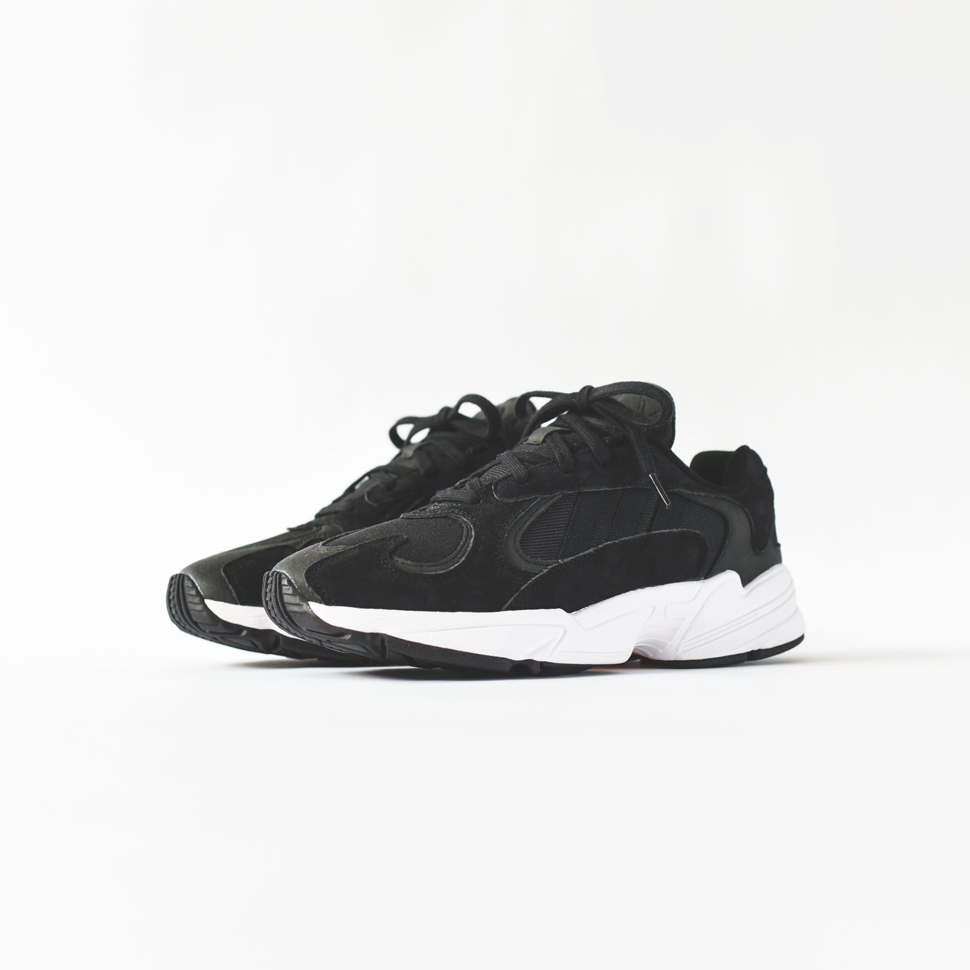 adidas Originals Yung-1 - Core Black / White