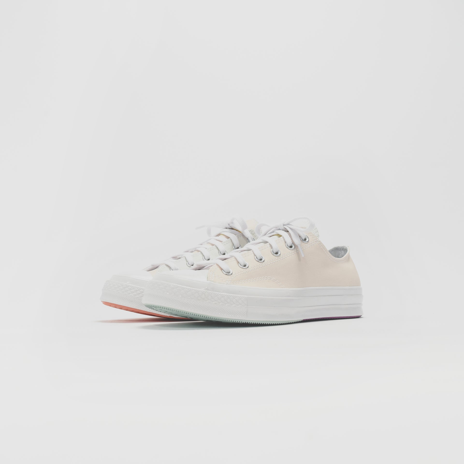 Converse x Chinatown Market Chuck 70 Ox - Ultraviolet