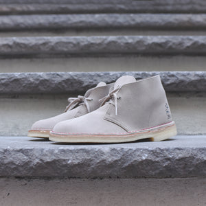 Clarks x Mickey Mouse 90th Anniversary Desert Boot - Sand