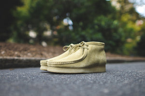 Clarks Wallabee Boot - Maple Suede – Kith