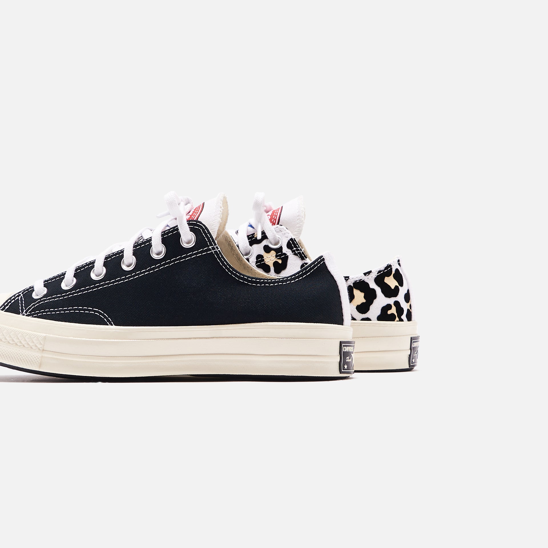 Converse Chuck 70 Logo Play Ox - White / Black / Desert Ore