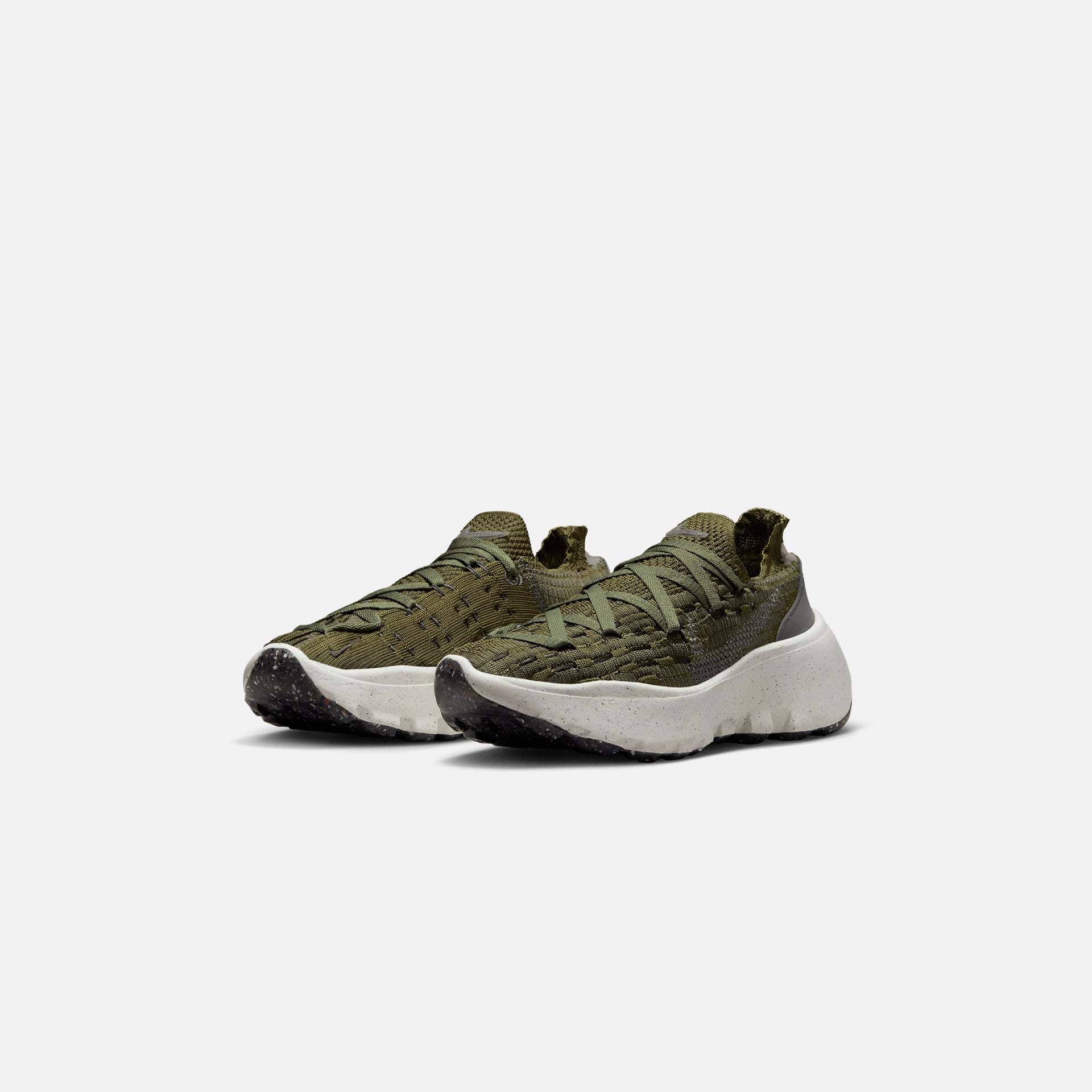 Nike Wmns Space Hippie `04 - Rough Green / Flat Pewter / Iron