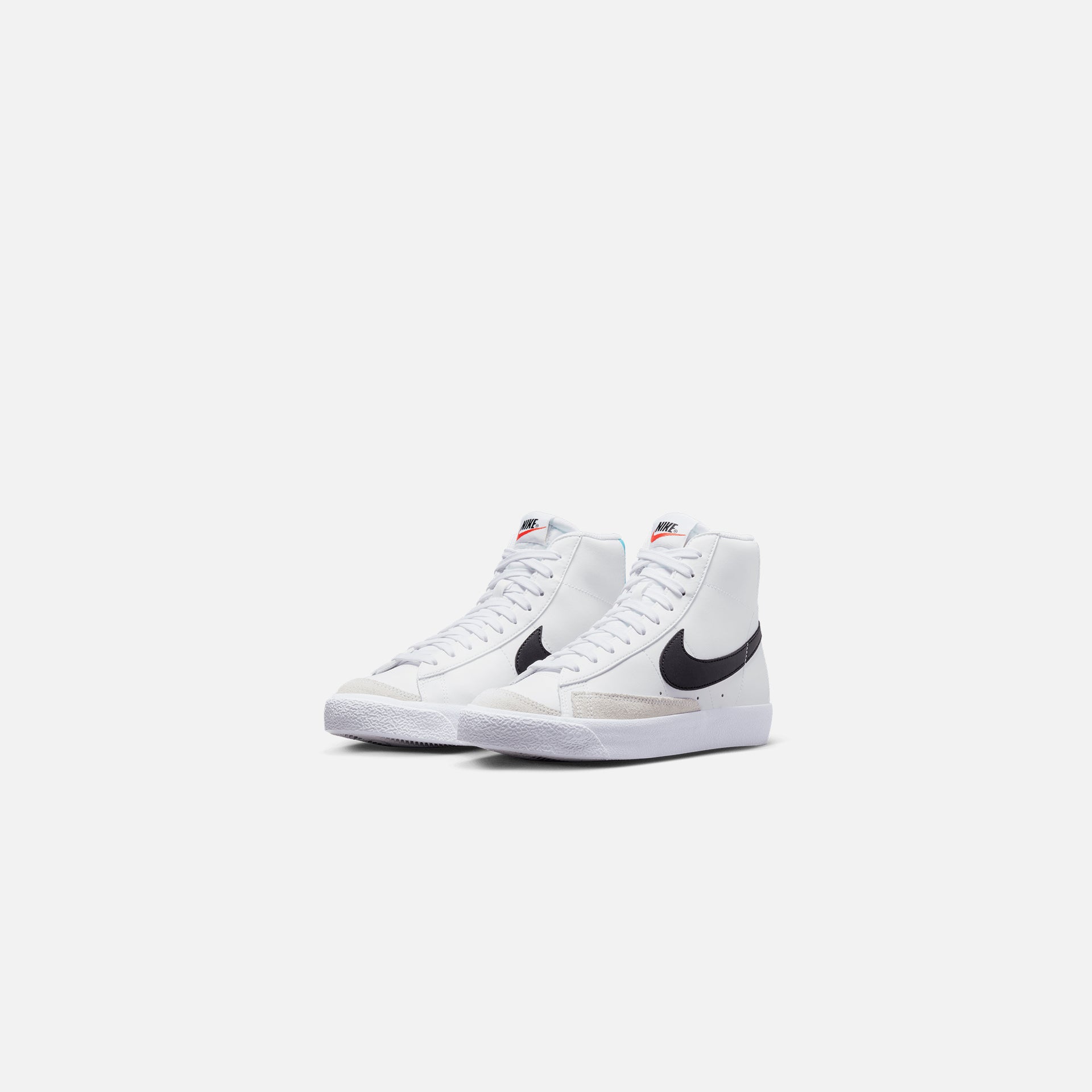 Nike Grade School Blazer Mid `77 - White / Black / Blue Lightning