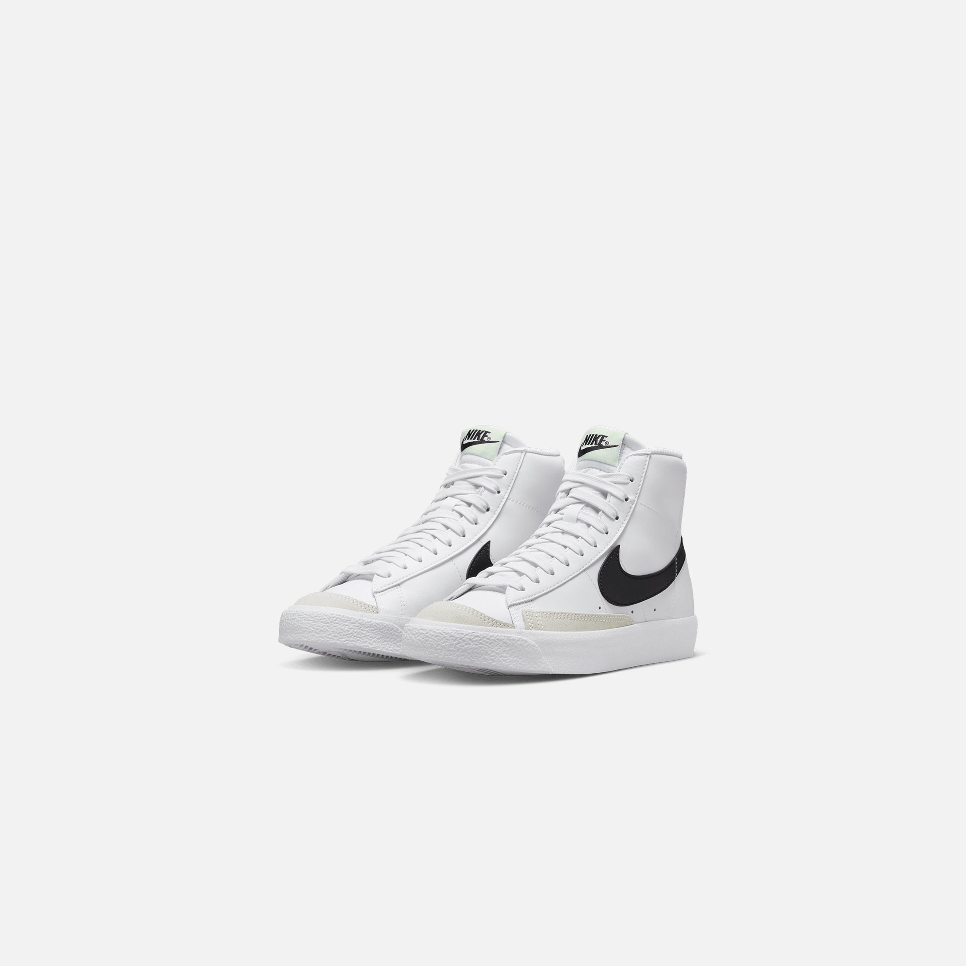 Nike Grade School Blazer Mid `77 - White / Black / Barely Volt