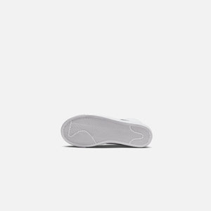 Nike Grade School Blazer Mid `77 - White / Black / Barely Volt