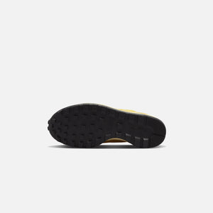 Nike WMNS Tom Sachs General Purpose Shoe - Dark Sulfur / White / Light Cream