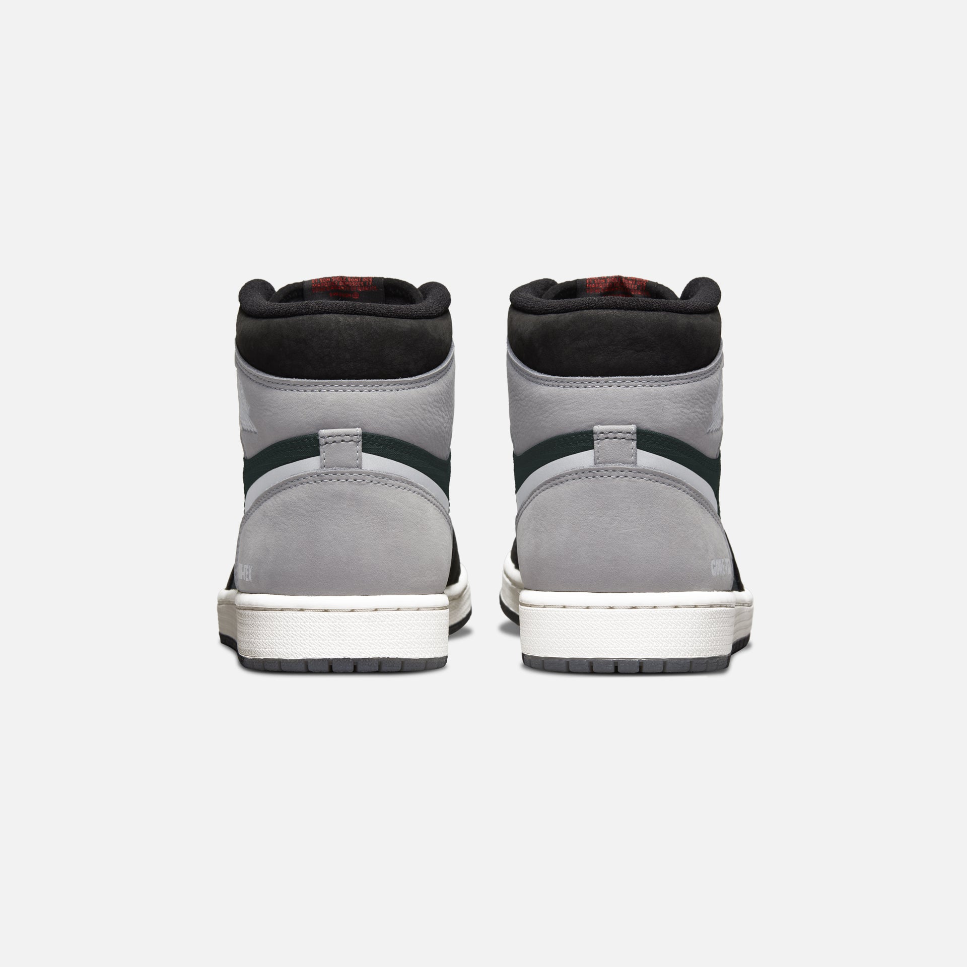 Nike Air Jordan 1 Gore-Tex - Black / Chile Red / Particle Grey / Sail