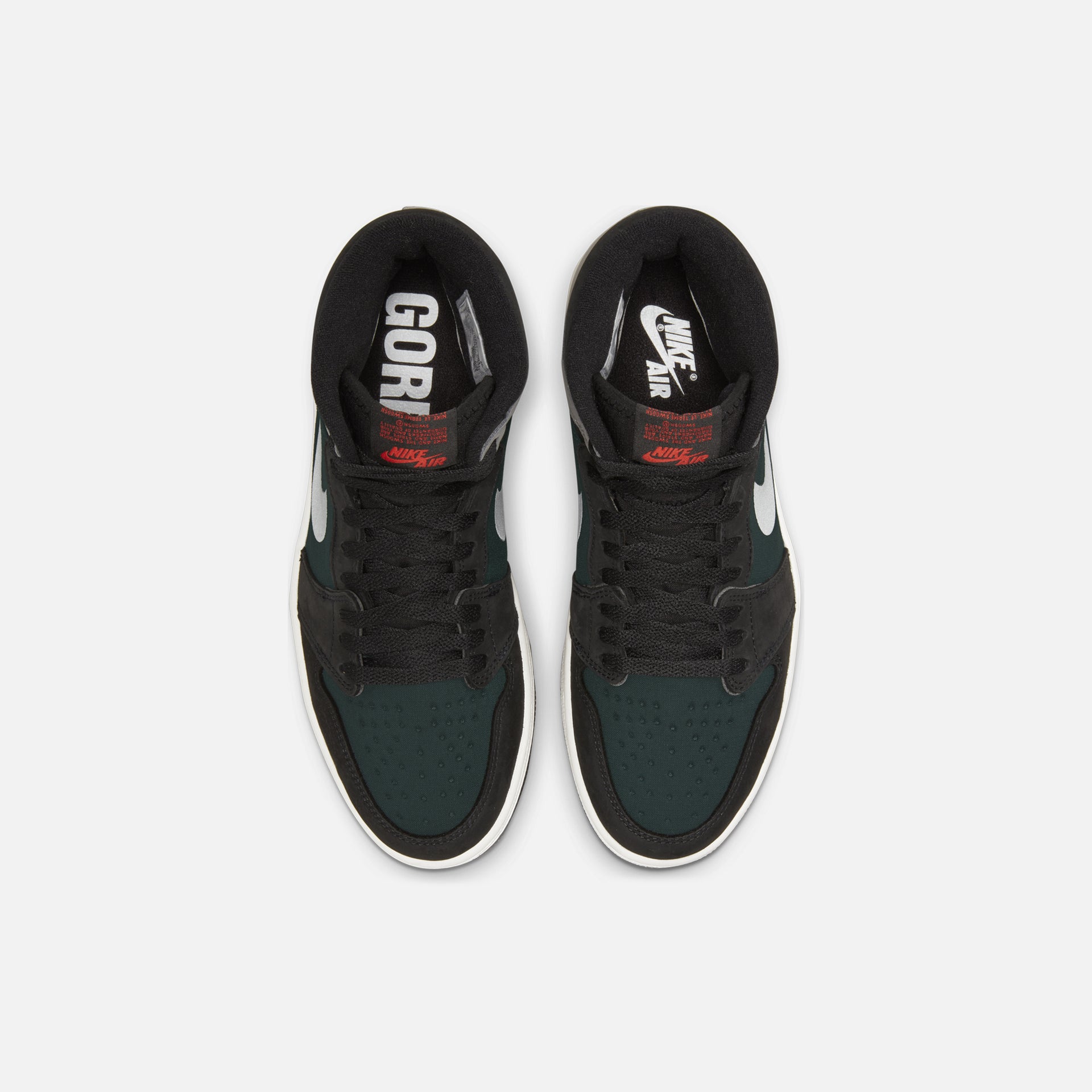 Nike Air Jordan 1 Gore-Tex - Black / Chile Red / Particle Grey / Sail