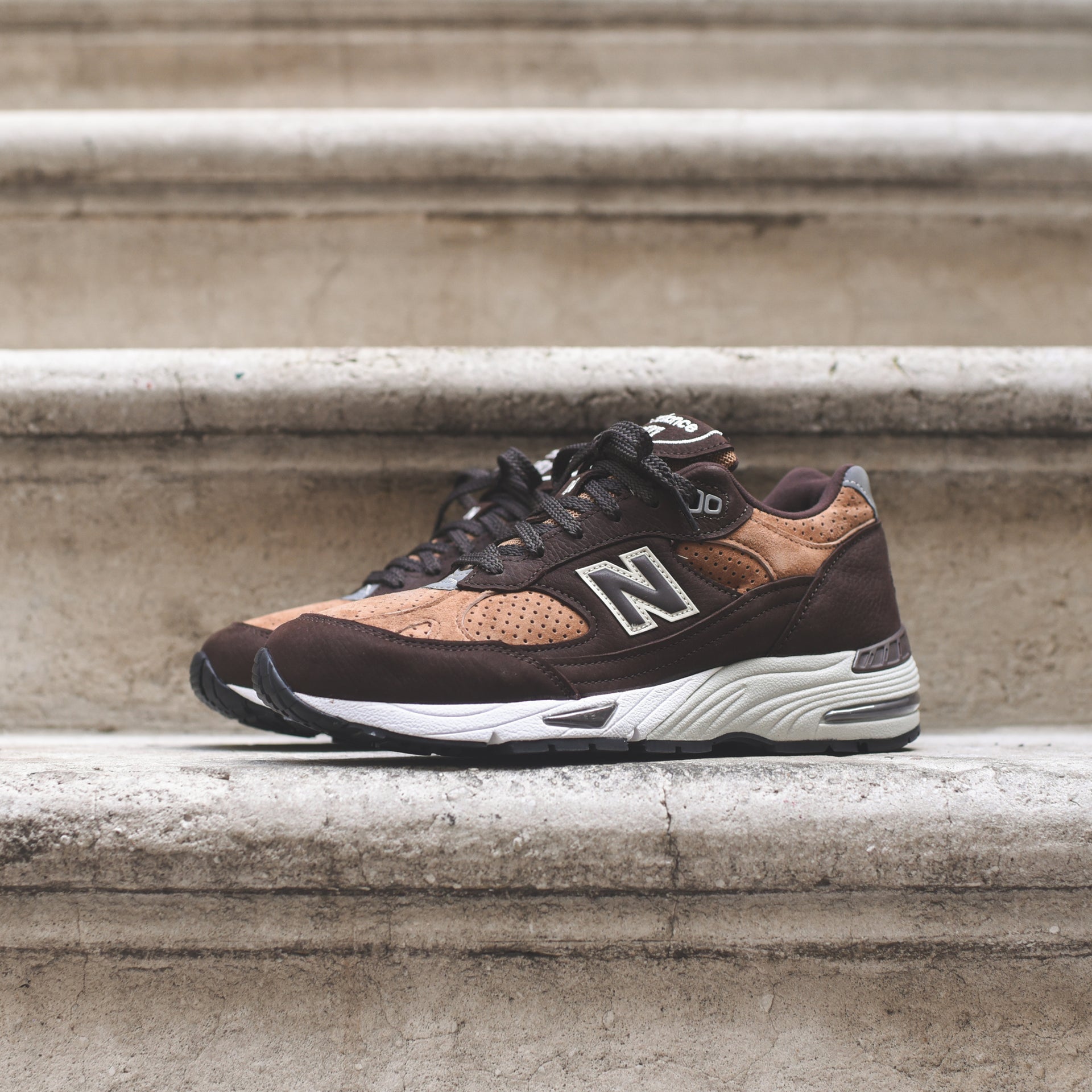 New Balance ML 991 VI - Dark Brown / Tan