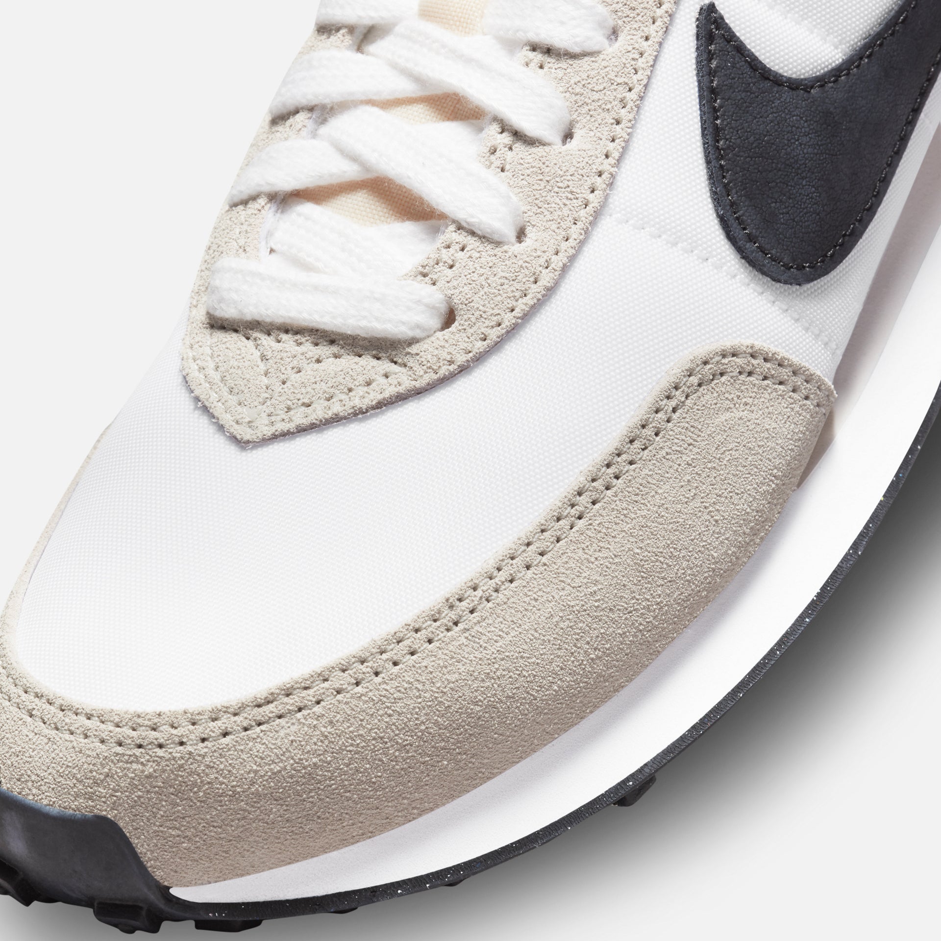 Nike Grade School Waffle Trainer 2 - White / Black / Sail / Summit White