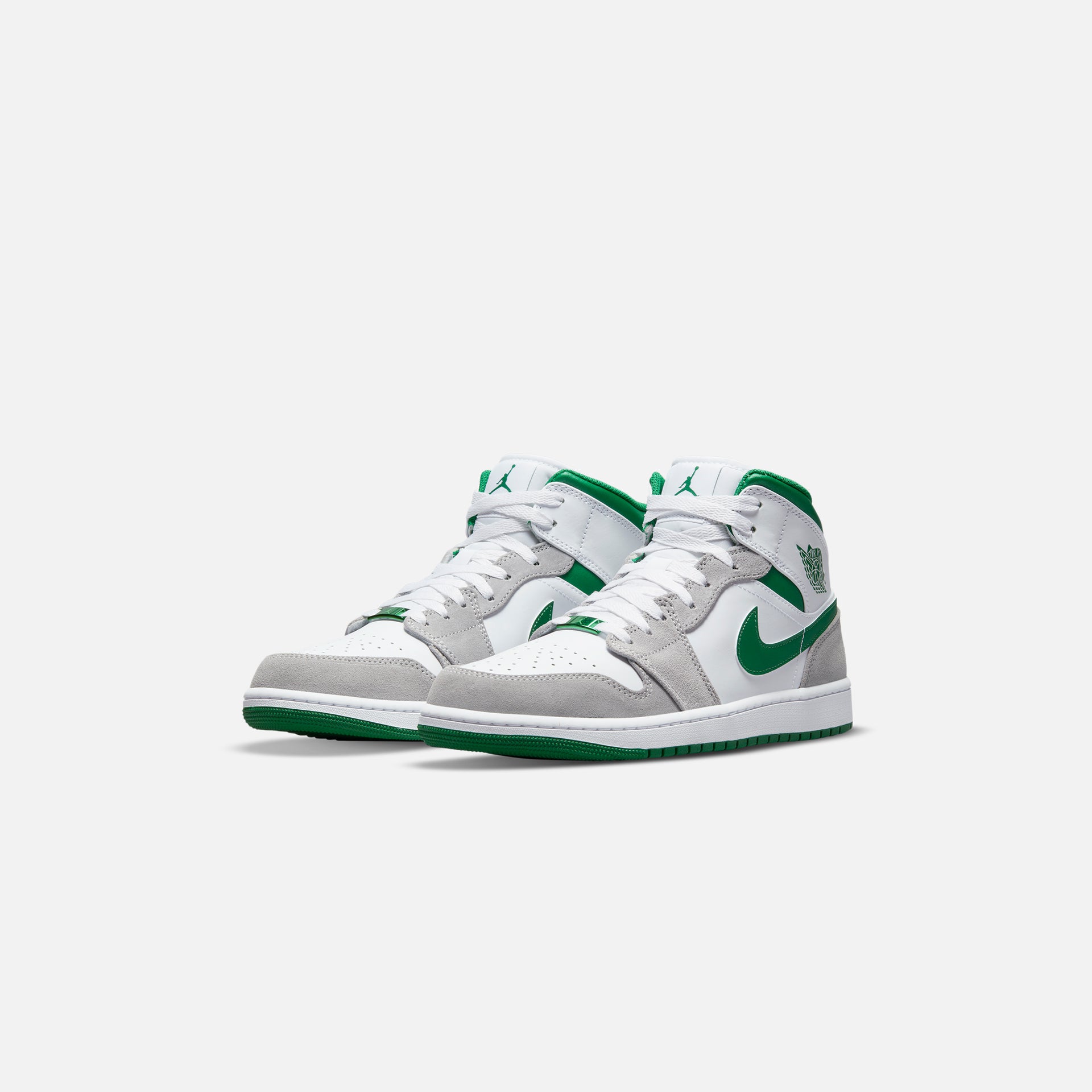 Nike Air Jordan 1 Mid SE - White / Pine Green / Light Smoke Grey