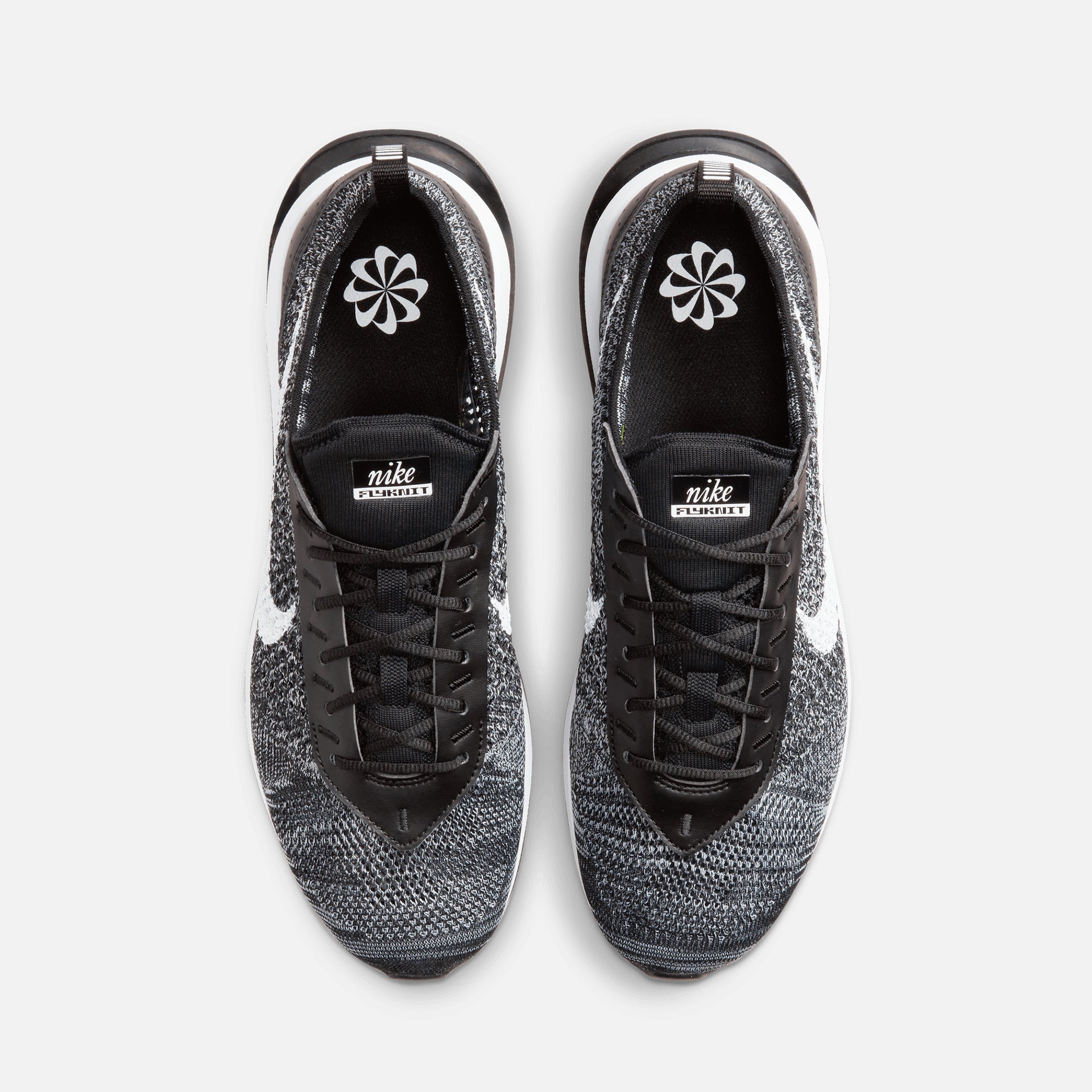 Nike Air Max FlyKnit Racer - Black / White