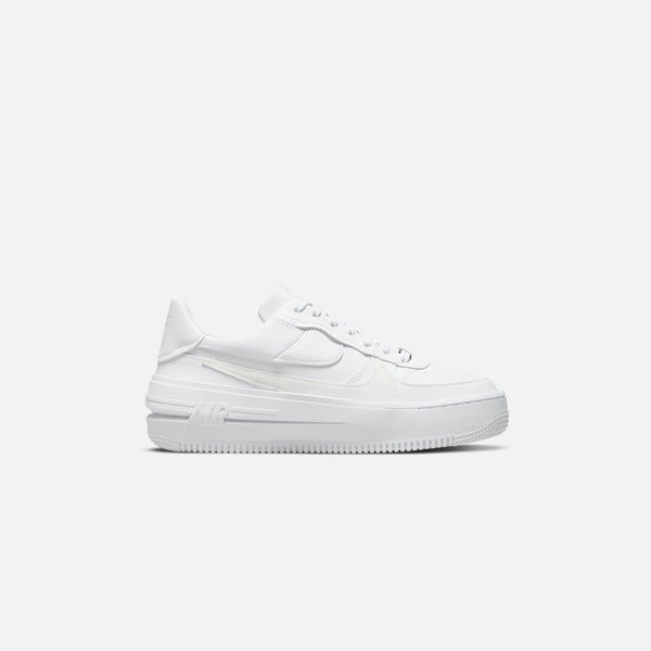 Nike - W AF1 PLT.AF.ORM LV8 'SUMMIT WHITE/MIDNIGHT NAVY-OXYGEN