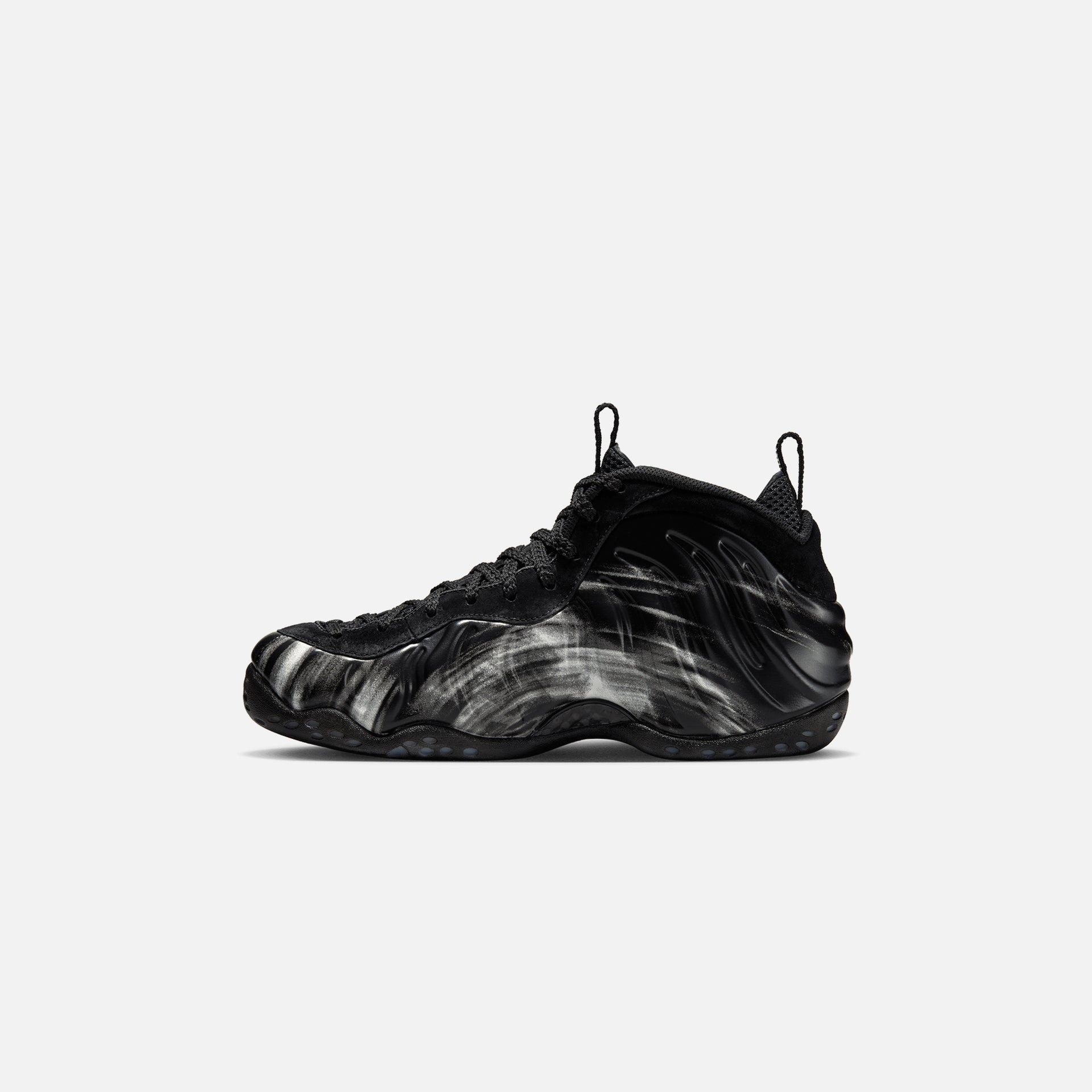 Nike Air Foamposite One QS - Black / White