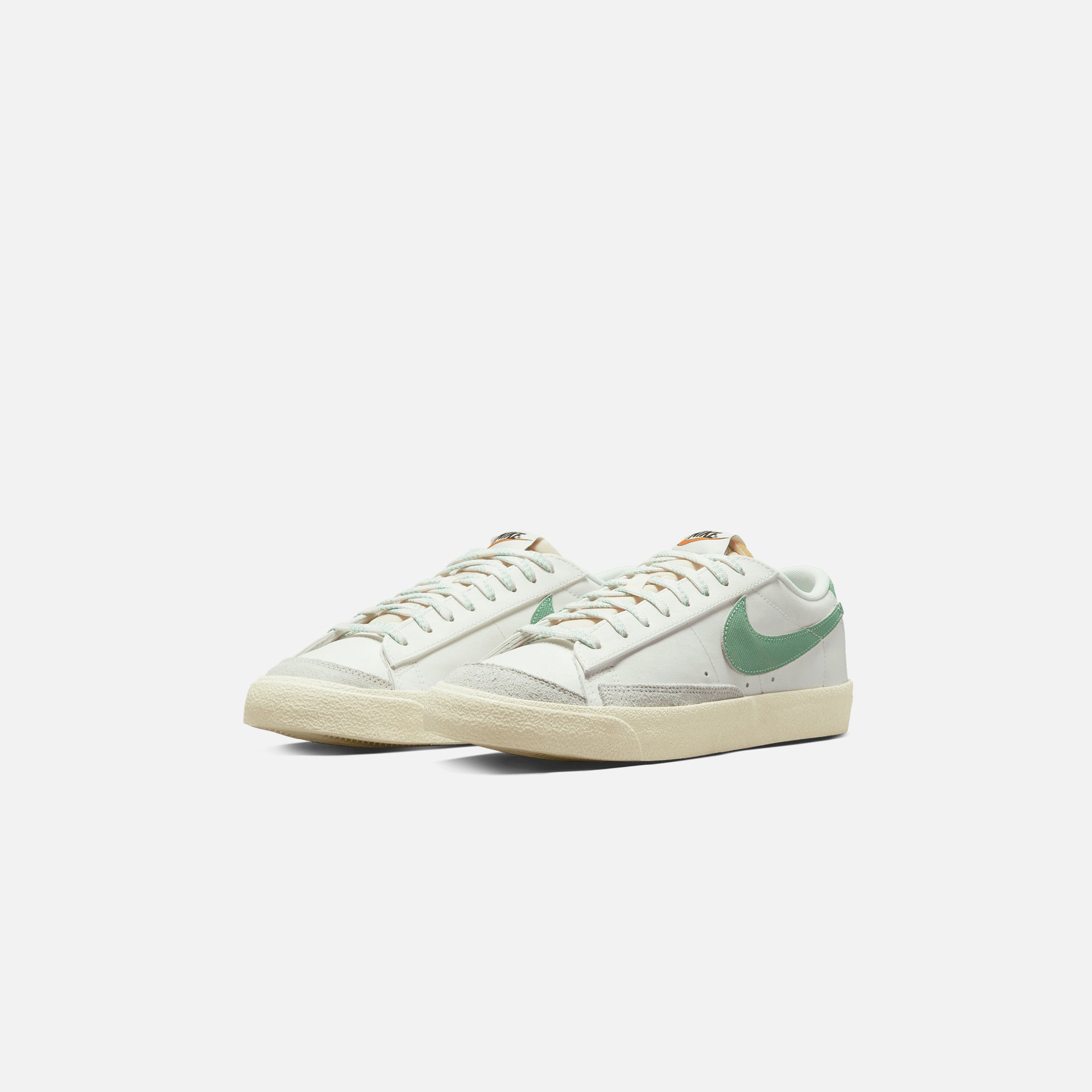 Nike Blazer Low `77 Jumbo - Sail / Alpha Orange / Enamel Green