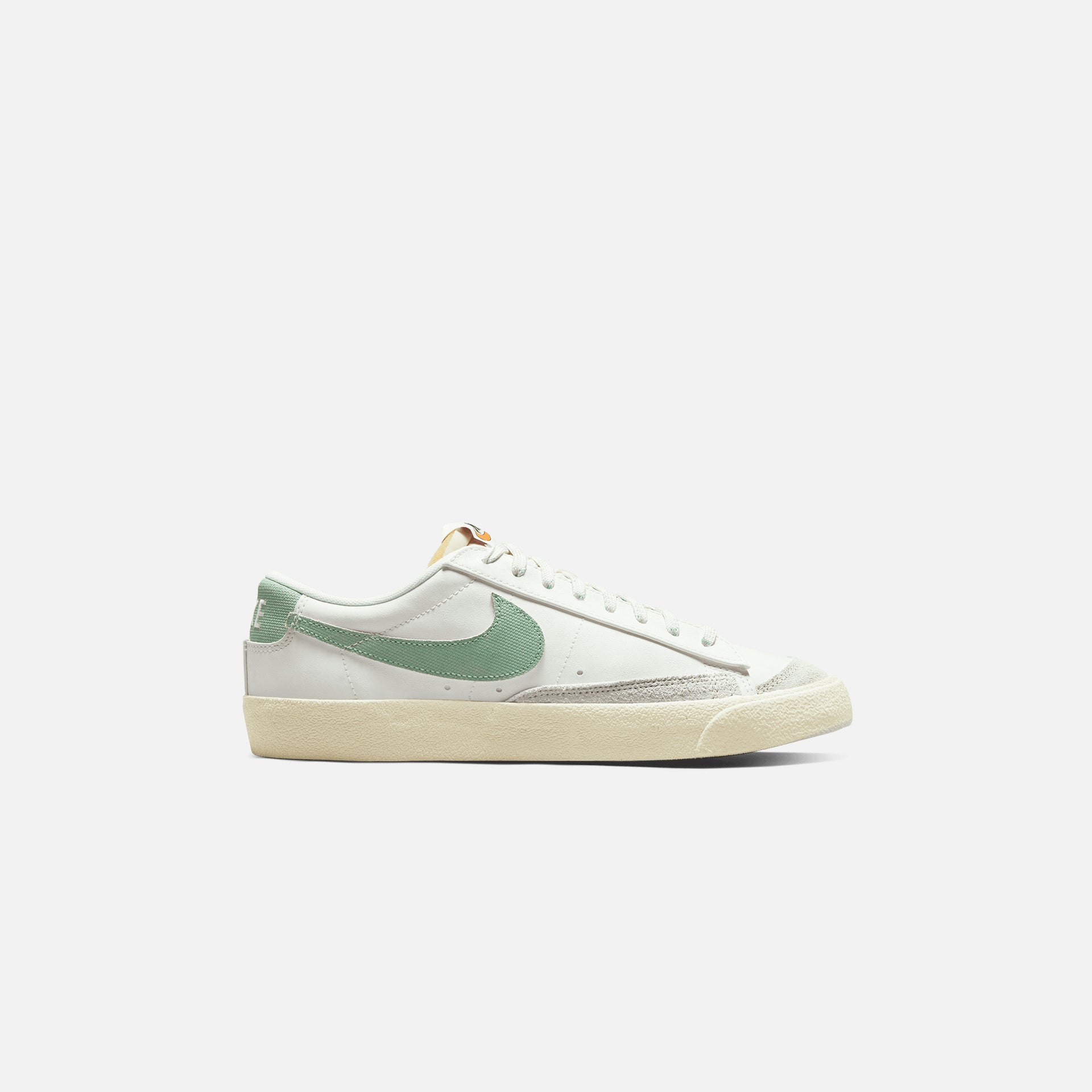 Nike Blazer Low `77 Jumbo - Sail / Alpha Orange / Enamel Green