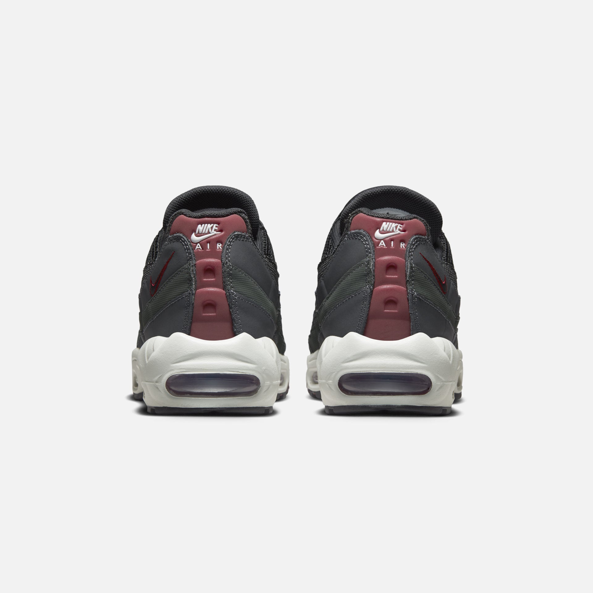 Nike Air Max 95 - Anthracite / Black / Team Red / Summit White