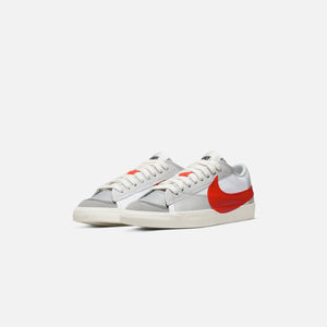 Nike Blazer Mid `77 Jumbo - White / University Red / Photon Dust