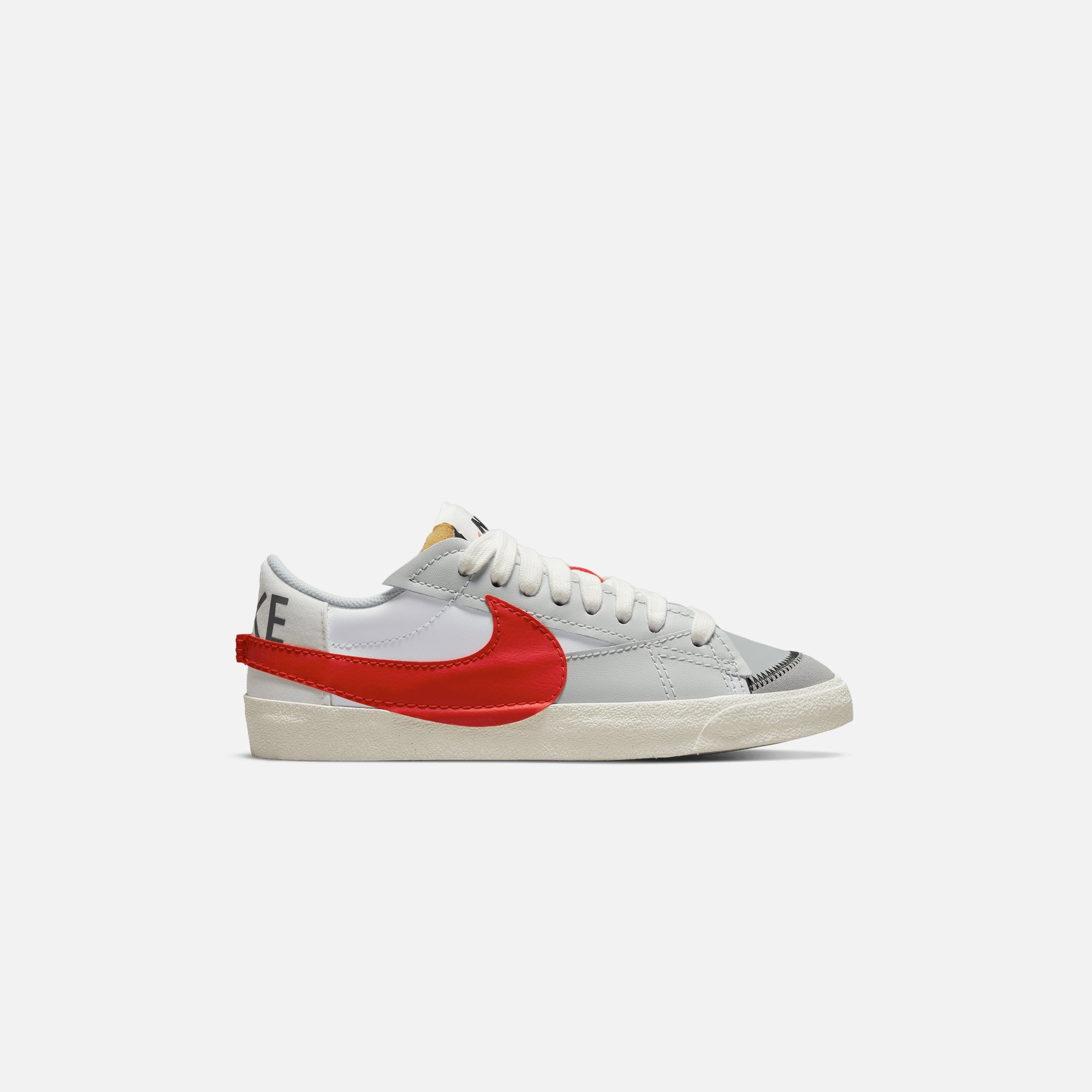 Nike Blazer Mid 77 Jumbo White University Red Photon Dust Kith