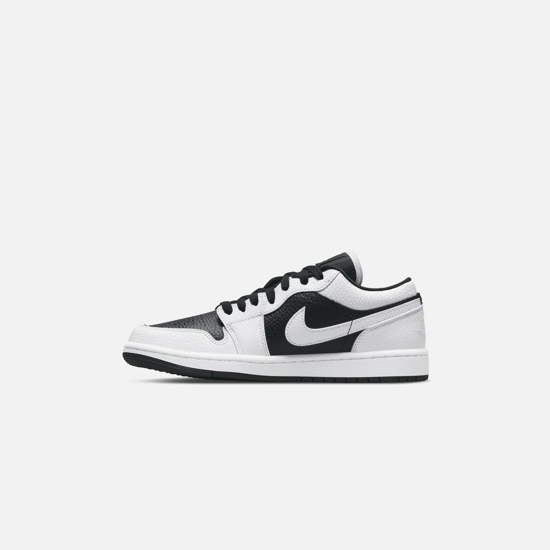 Nike Wmns Air Jordan 1 Low SE Edge - Black / White