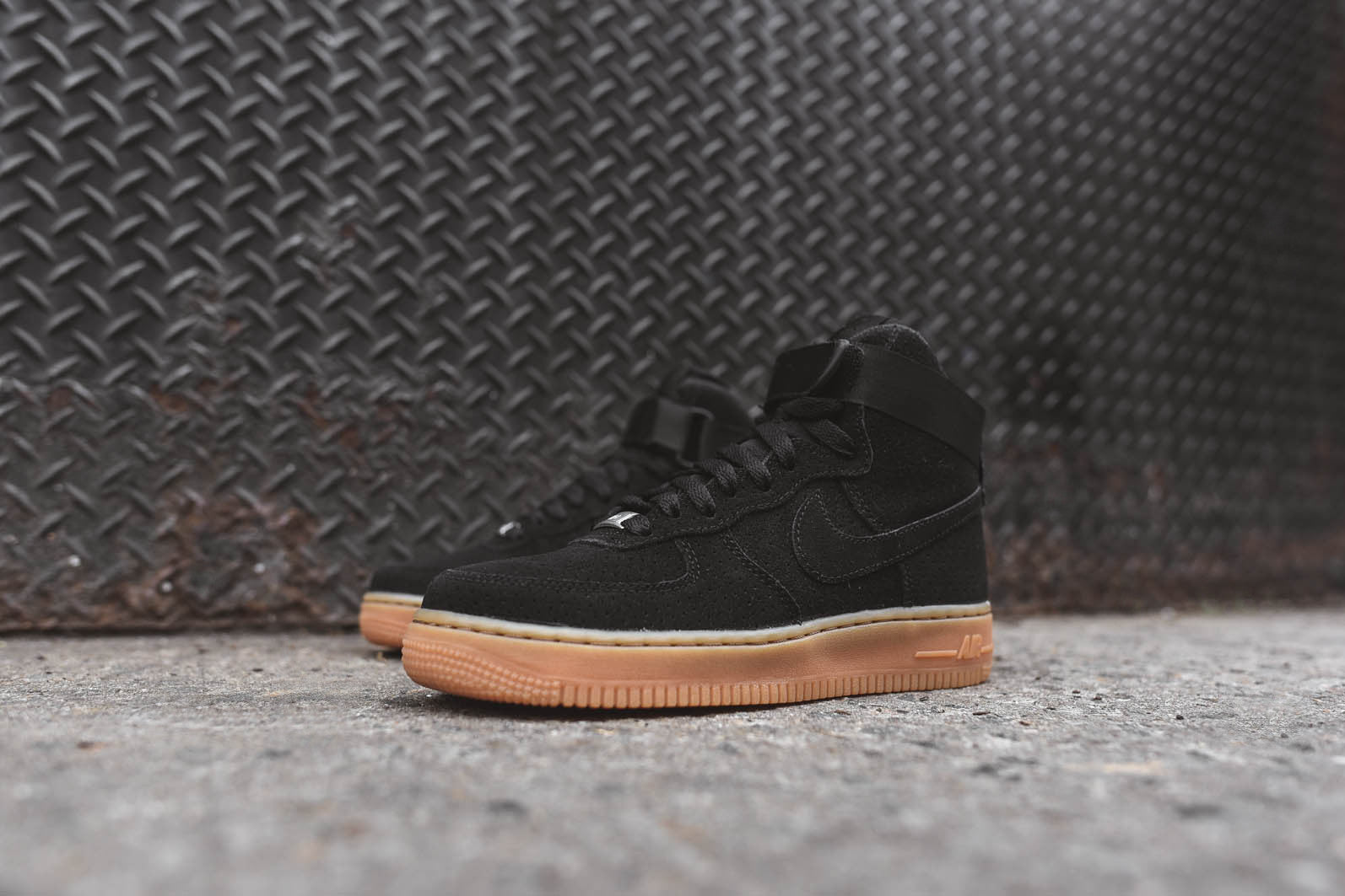 Nike WMNS Air Force 1 Hi - Black / Gum