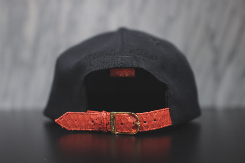 JUST DON Stars Bulls Script Logo - Black / Red