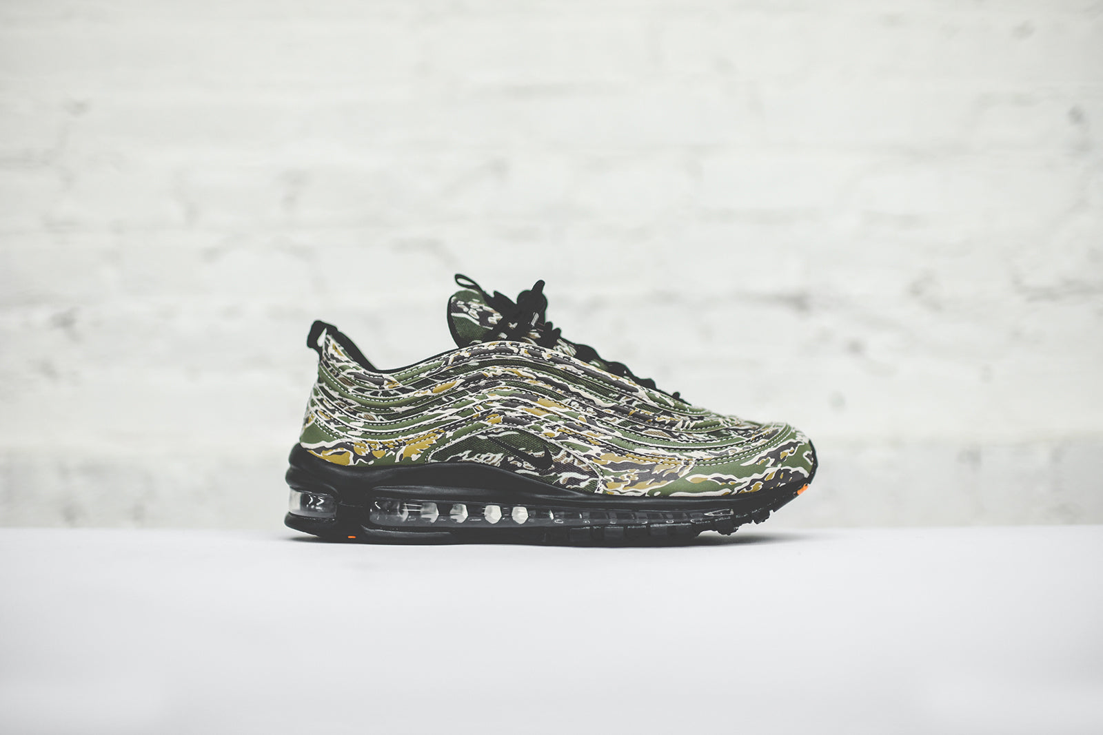 Camo clearance nike 97s