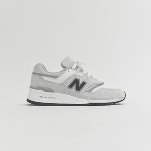 New Balance 997 - White / Silver